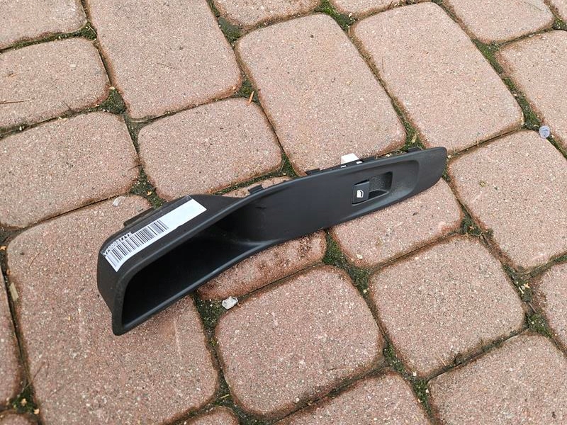 window control switch left rear part cover frame switch OPEL GRANDLAND X YP00037777