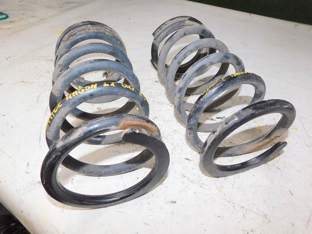 MITSUBISHI SPACE WAGON III 2.0 02r SPRĘŻYNA TYŁ Typ samochodu Samochody osobowe