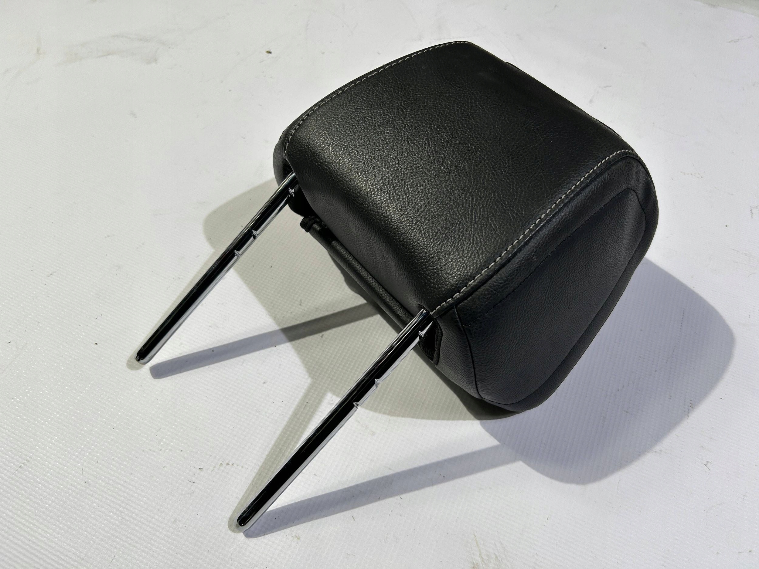 rest front front leather right left Ford Flex 2013r