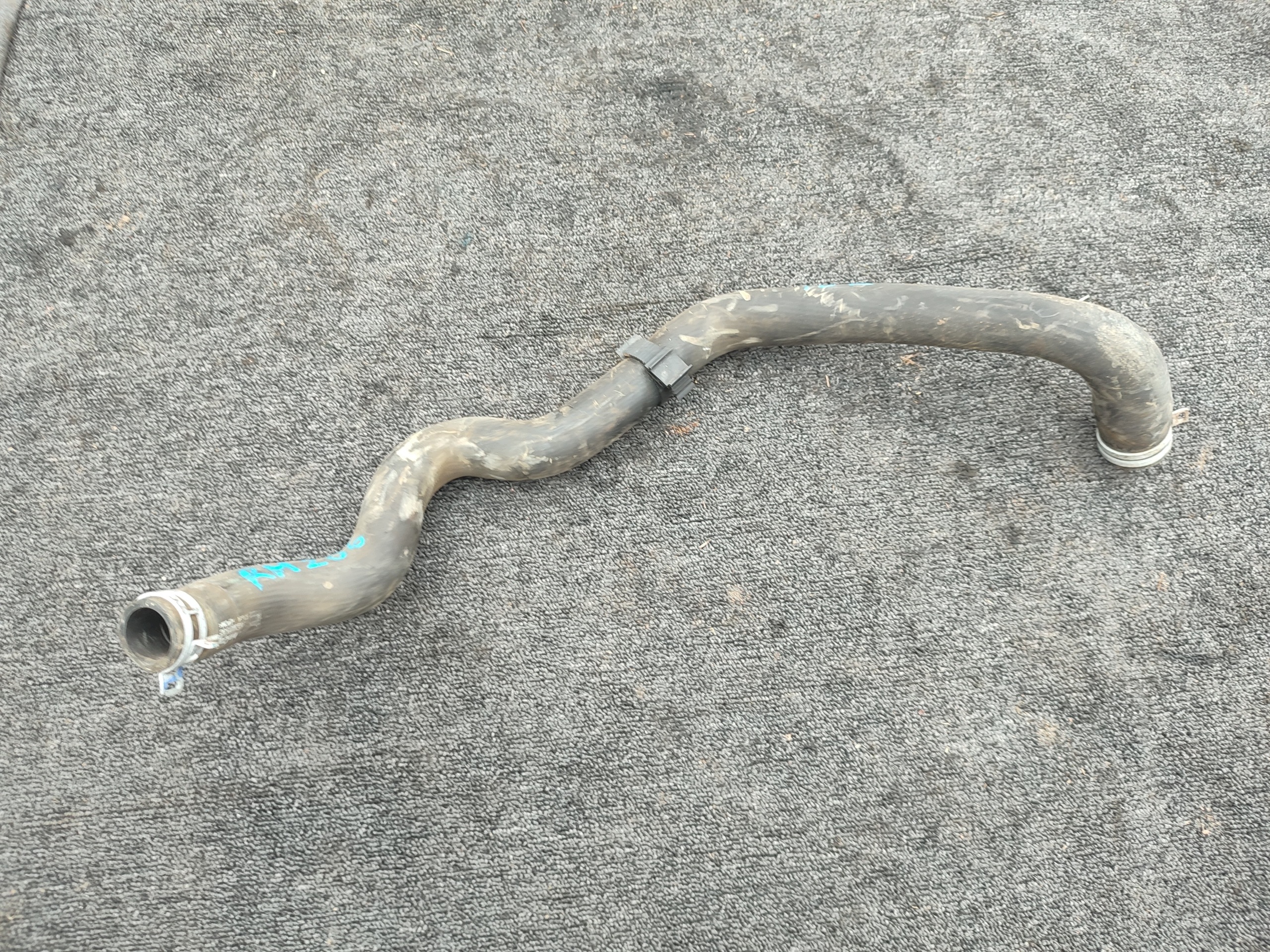 crijevo cijev prijenos vode FORD FIESTA MK8 1.0 benzin