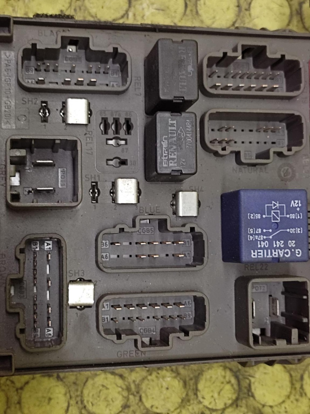 RENAULT LAGUNA II Module Boîte BSI 8200190268