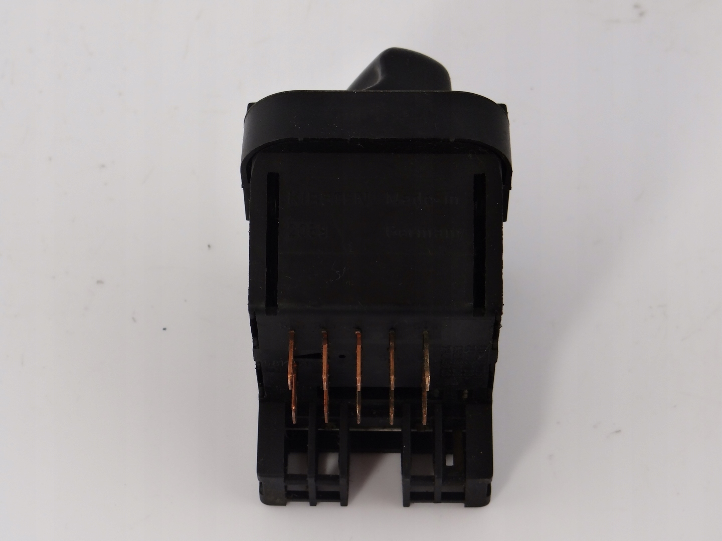 interruttore luci OPEL 90481764