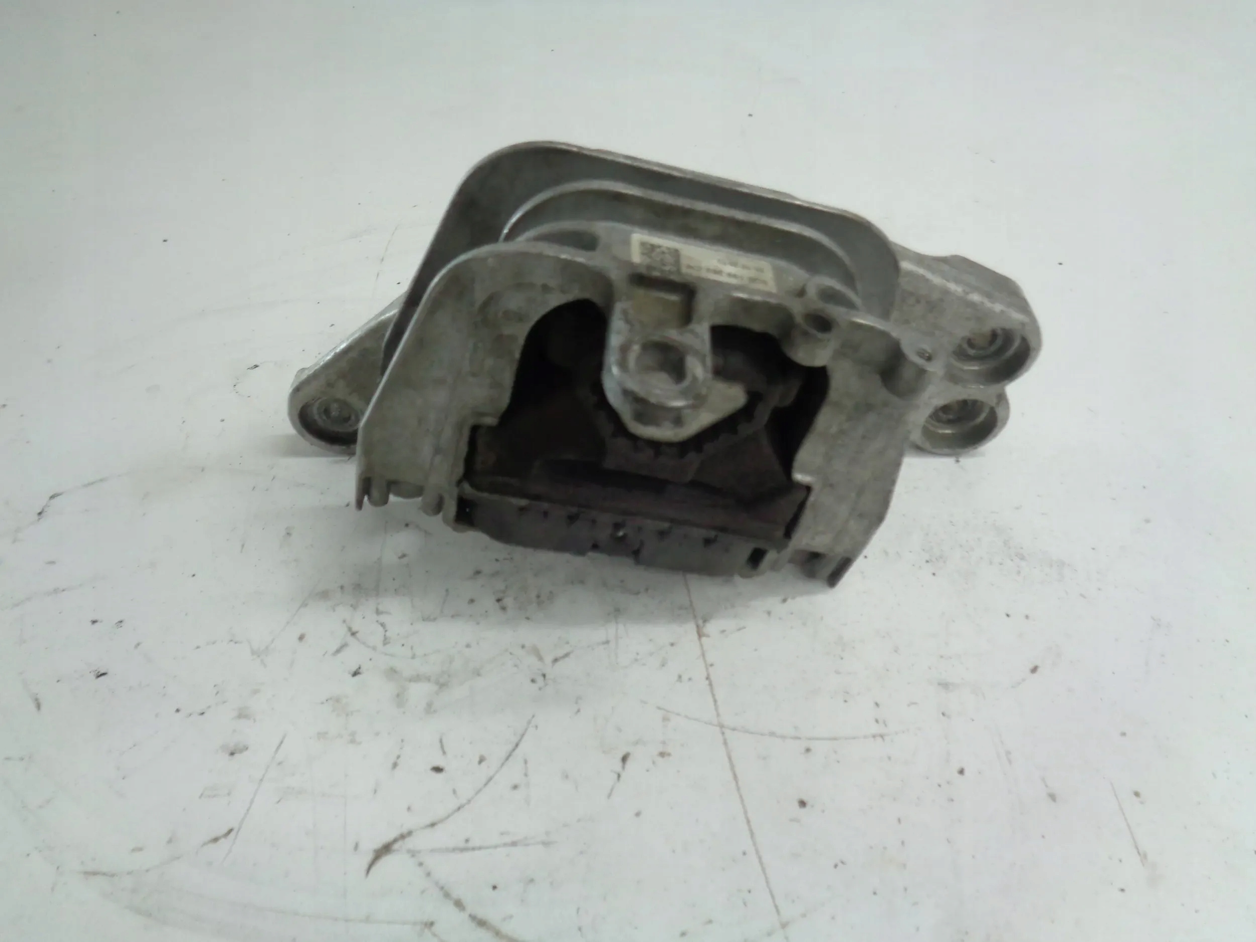 VW JETTA 6 5C 1.4 TSI HYBRID ENGINE MOUNT 5Q0199262CM