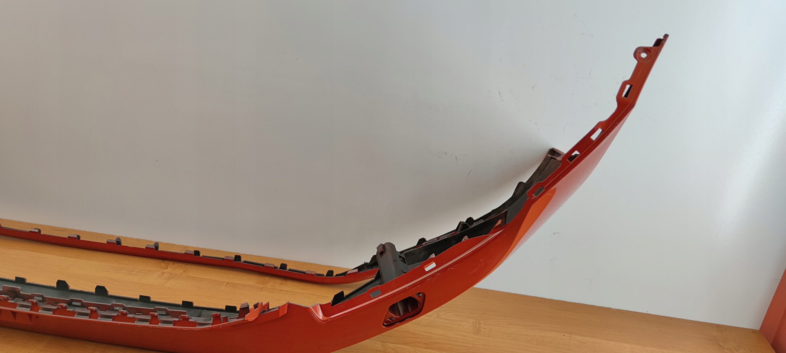 VW GOLF SPORTSVAN 510 bumper front below sensors