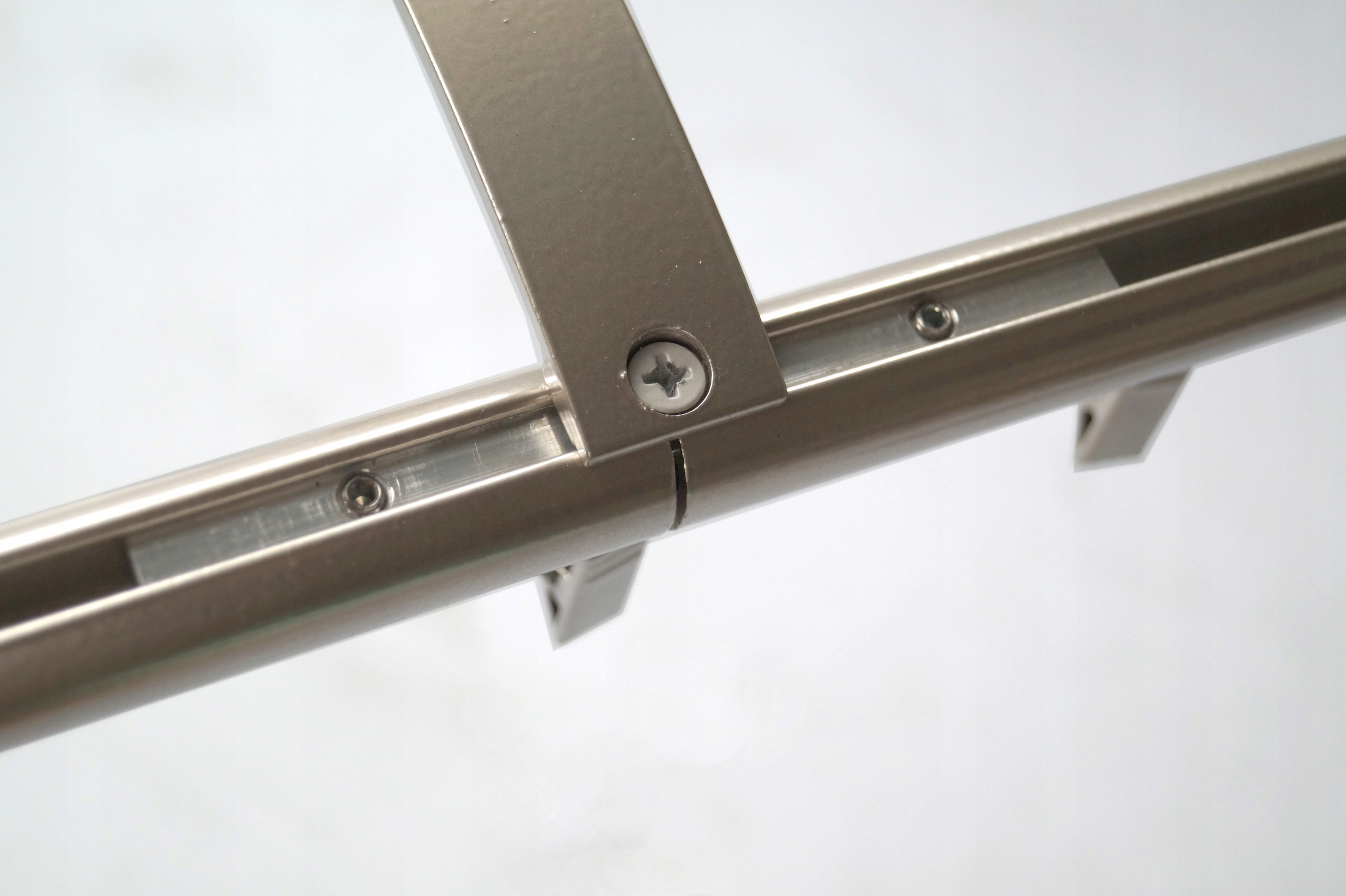 KARNISZ ALUMINIOWY POJEDYNCZY 330 cm Rodzaj karnisza pojedynczy