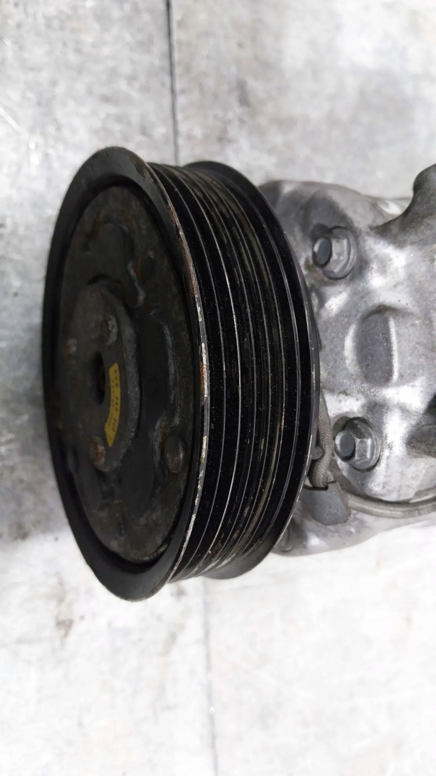 air conditioning compressor compressor; 8T0260805T Audi A4 A5 A6 Q5 2.0 TDI