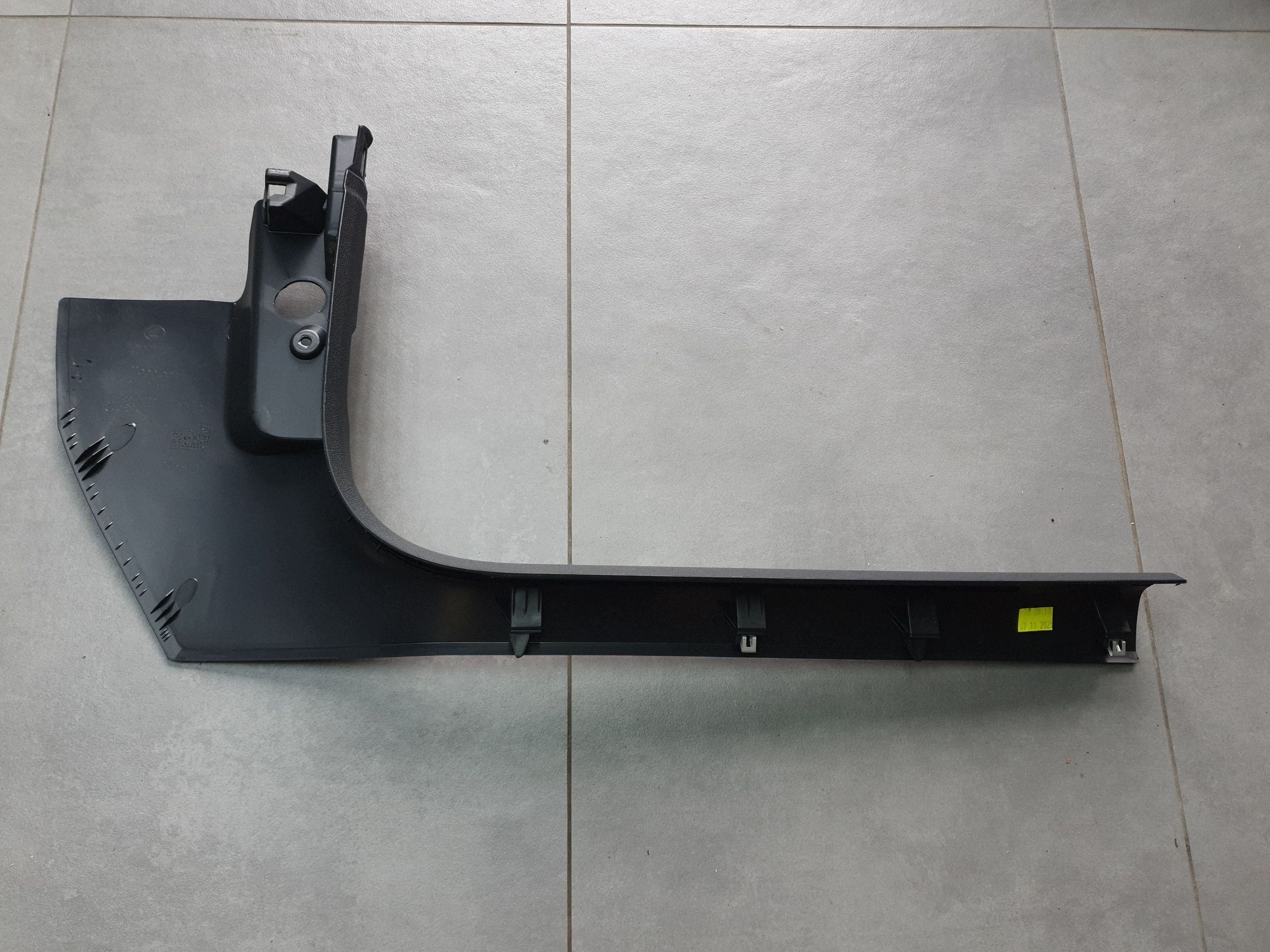 Audi A3 8Y kryt PRAHU levá předek 8Y1867271