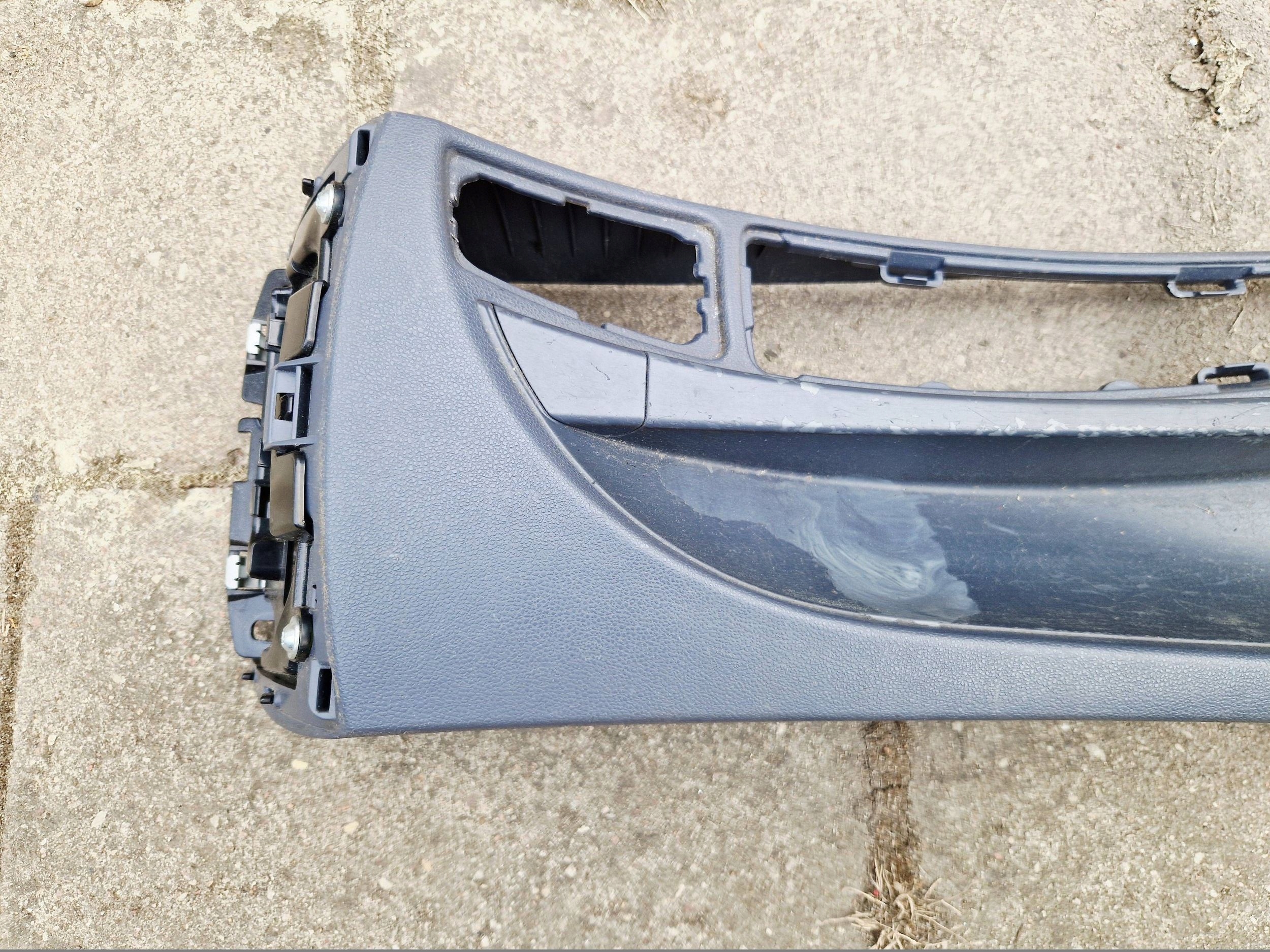 tábla Közép BMW 1 E81 E87 7122226