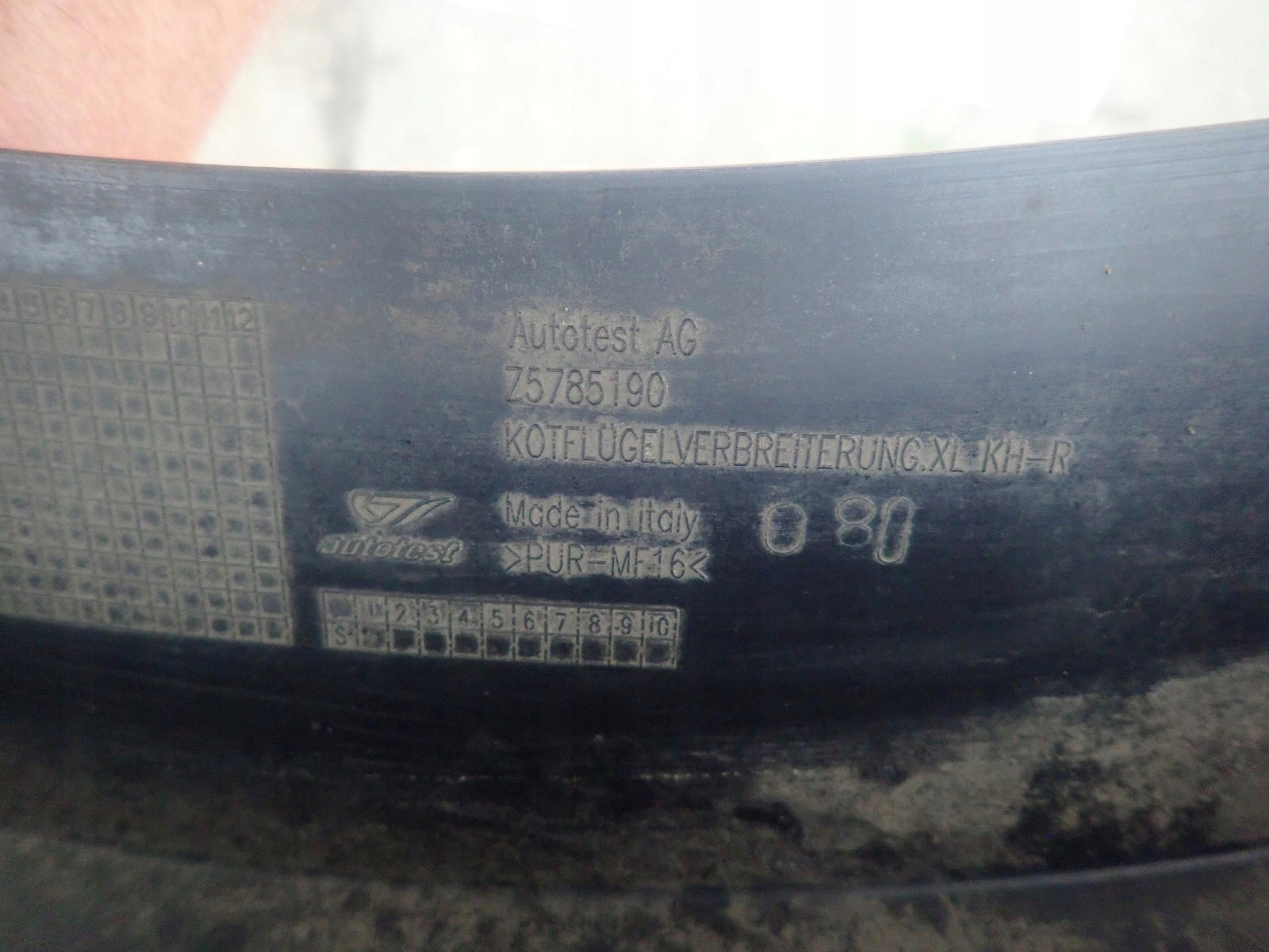 MITSUBISHI L200 15-> modanatura parafango Destro posteriore