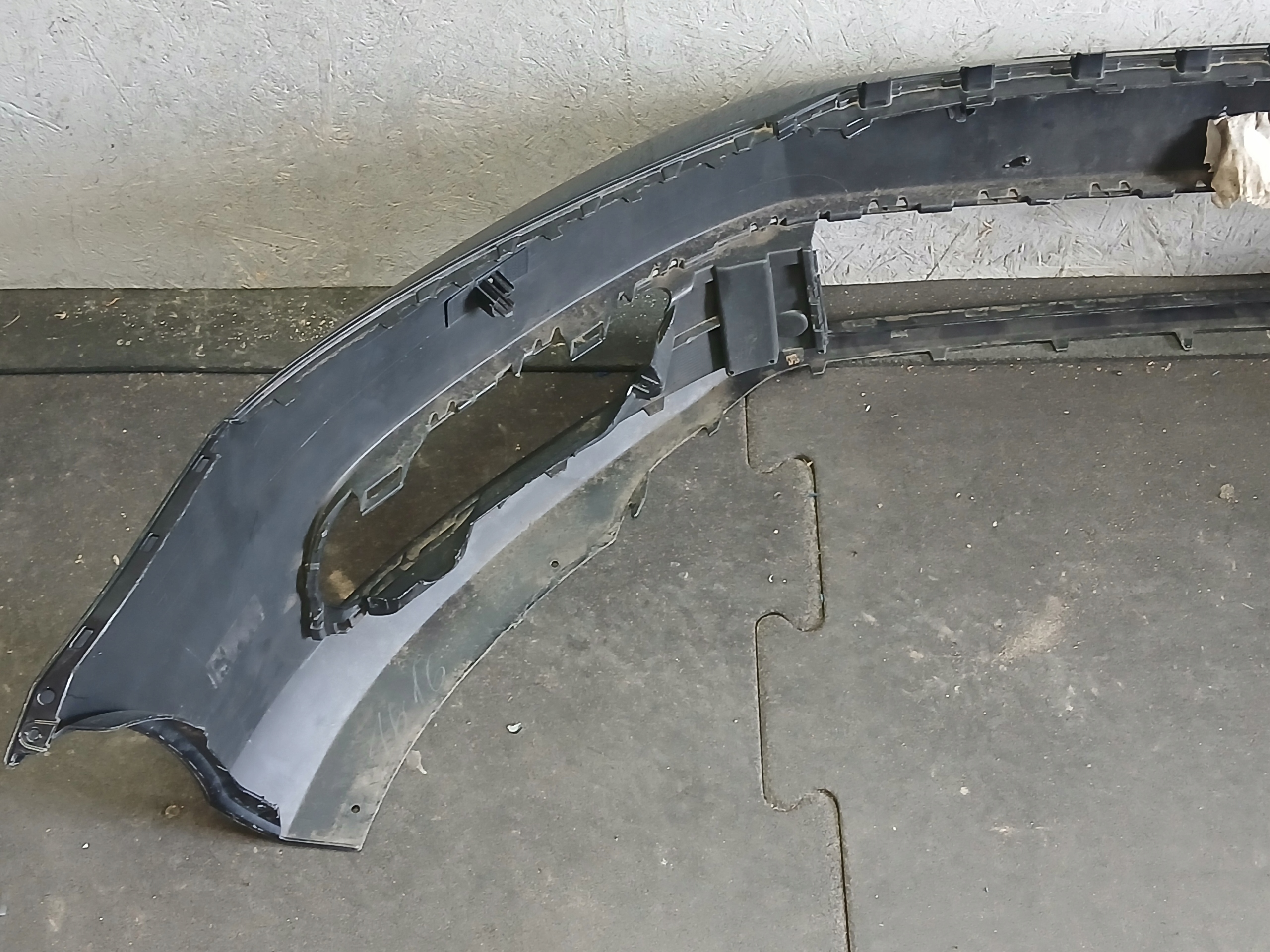 bumper front VW PASSAT B7