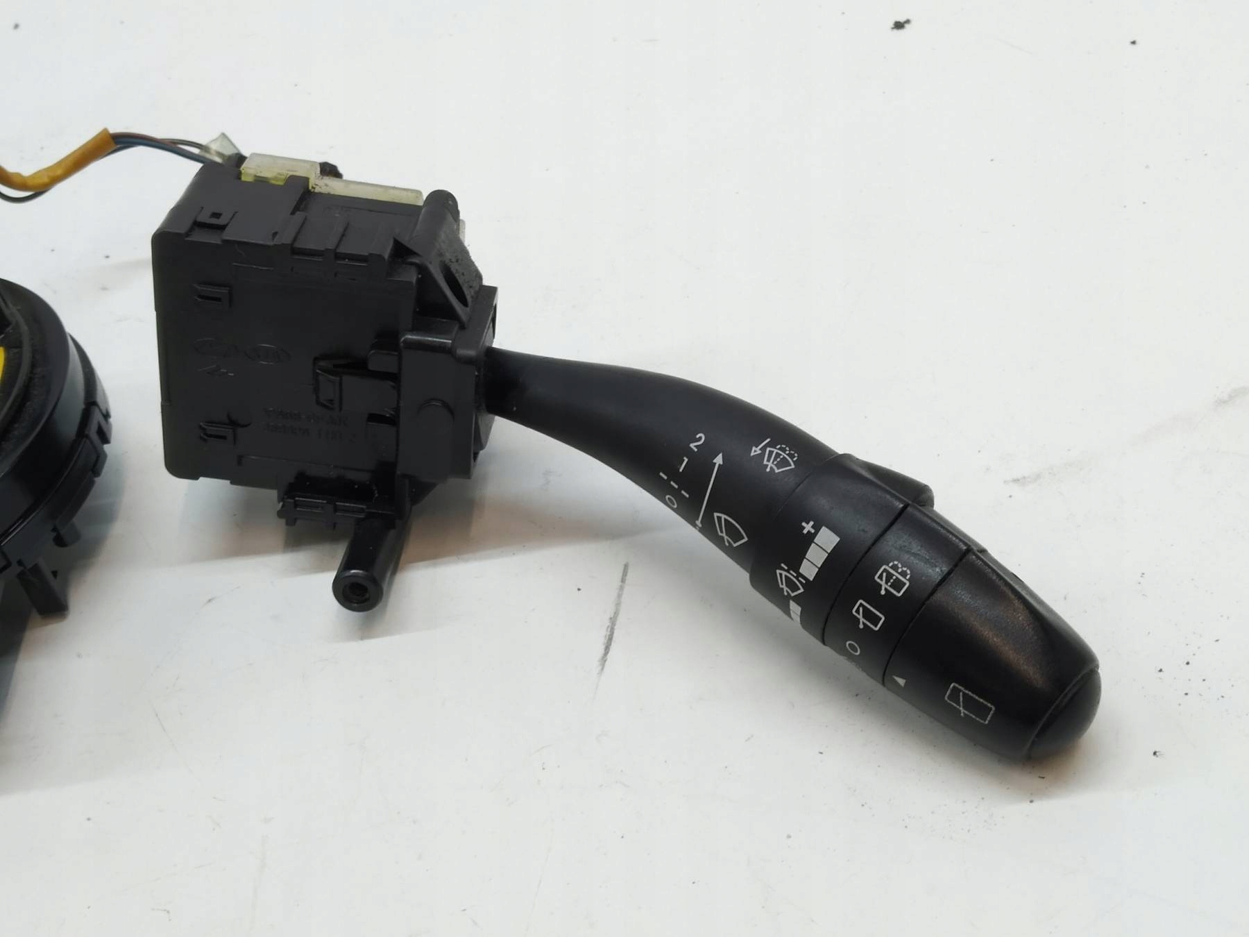 steering wheel levers and controls ring AIR BAG Hyundai i30 and (2007-2012)
