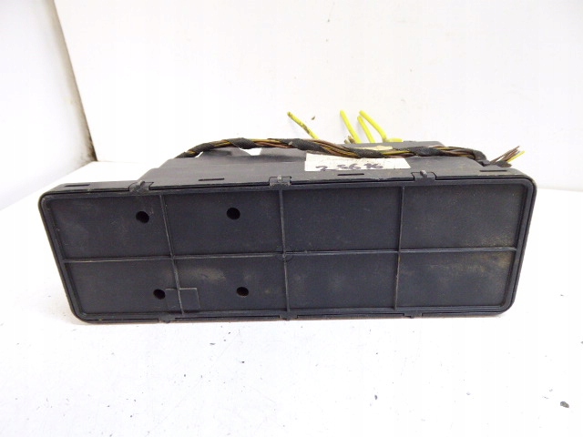 C KLASA W202 93-01 POMPKA ZAMKA CENTRALNEGO Numer katalogowy części 2108001648