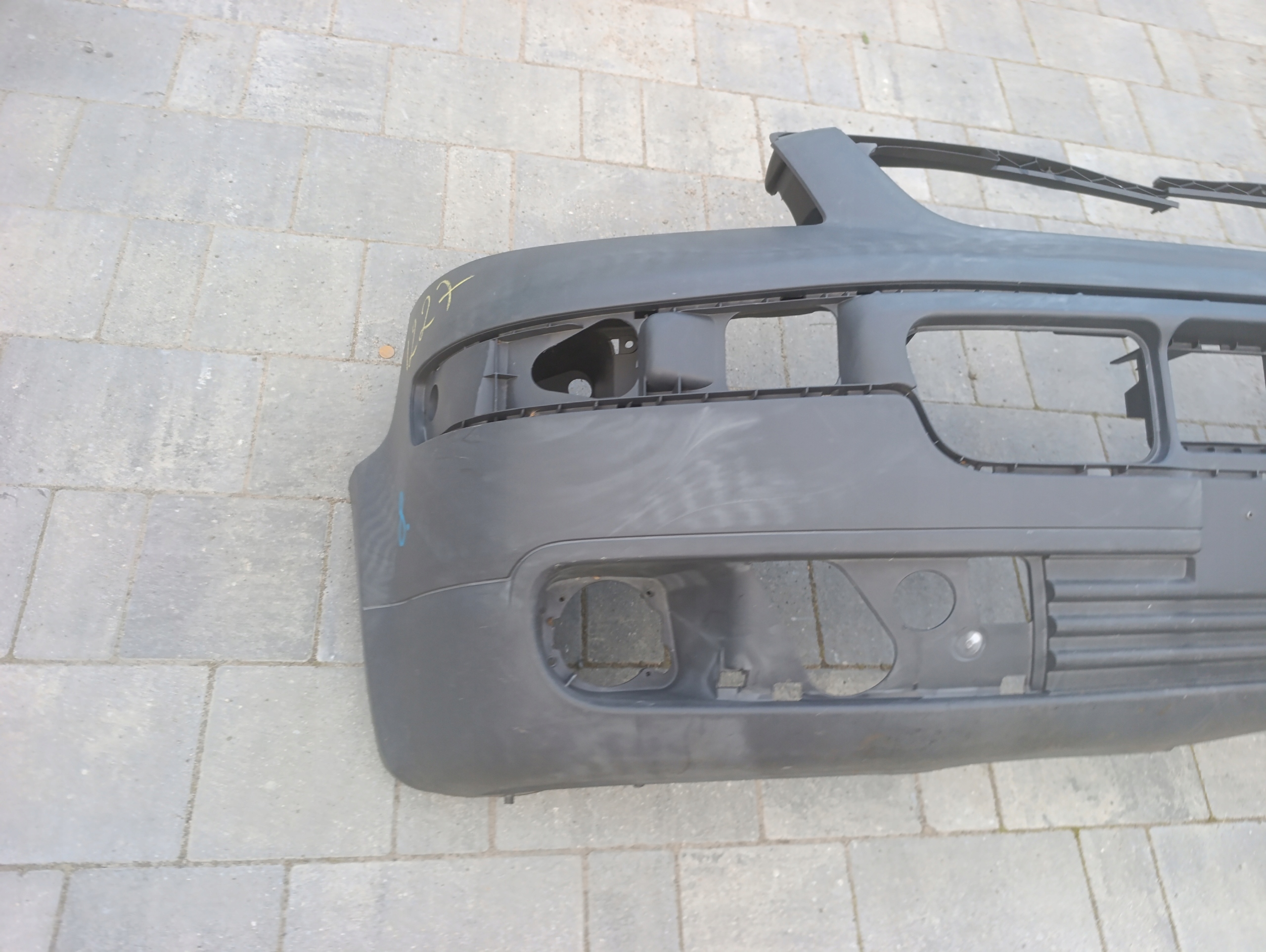 front bumper VOLKSWAGEN VW TRANSPORTER T5 7H0807101 03-09R