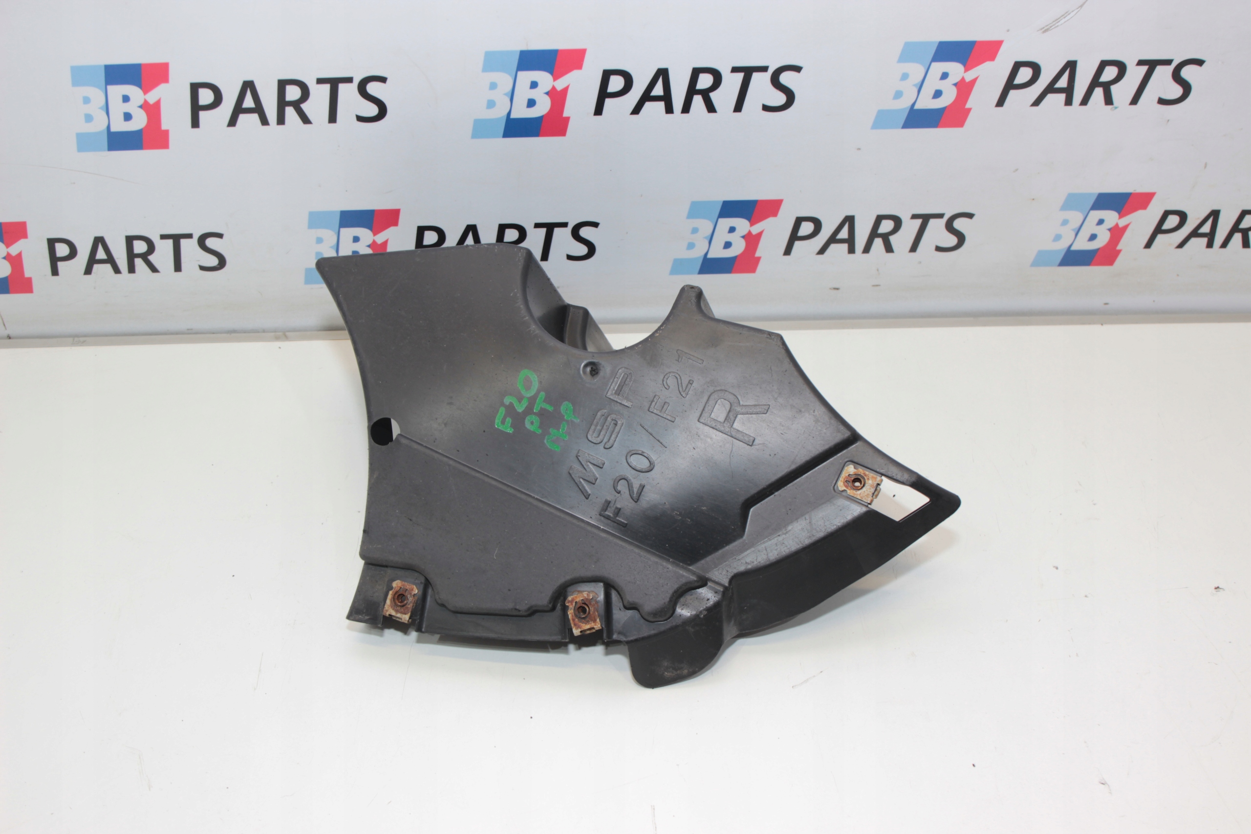 BMW F20 cover chassis right rear part m-packet 8055220