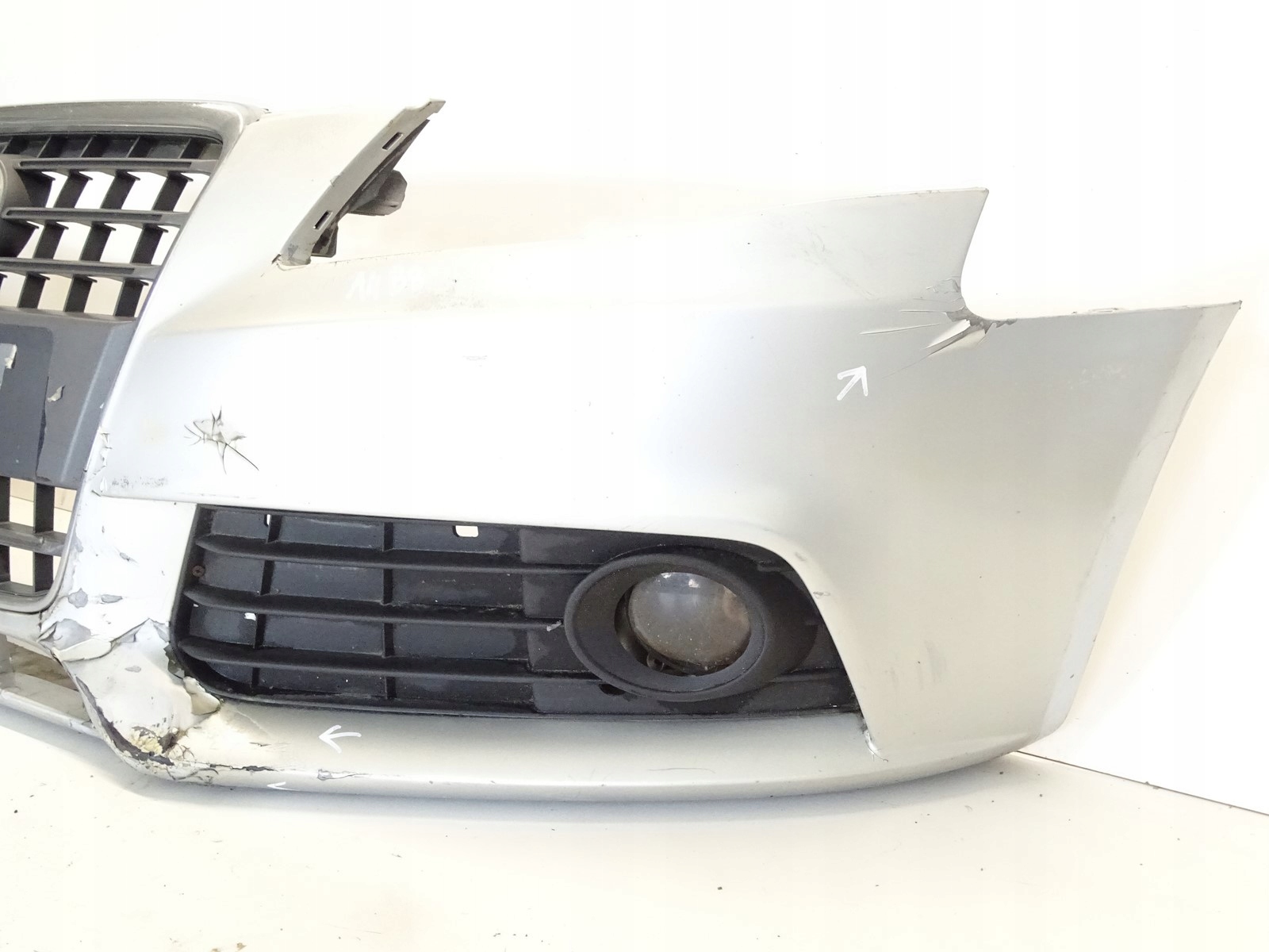 bumper front front grille AUDI A4 B8 LX7W