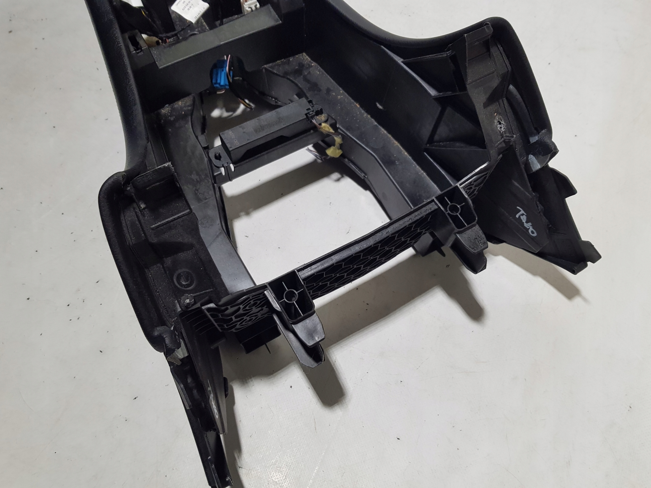 TUNEL central armrest MERCEDES GLX W253 X253
