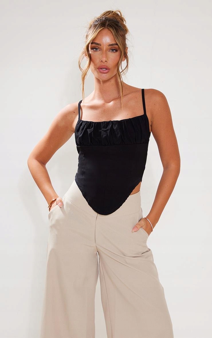 CZARNY DOPASOWANY TOP GORSET NA RAMIĄCZKACH PRETTYLITTLETHING 36