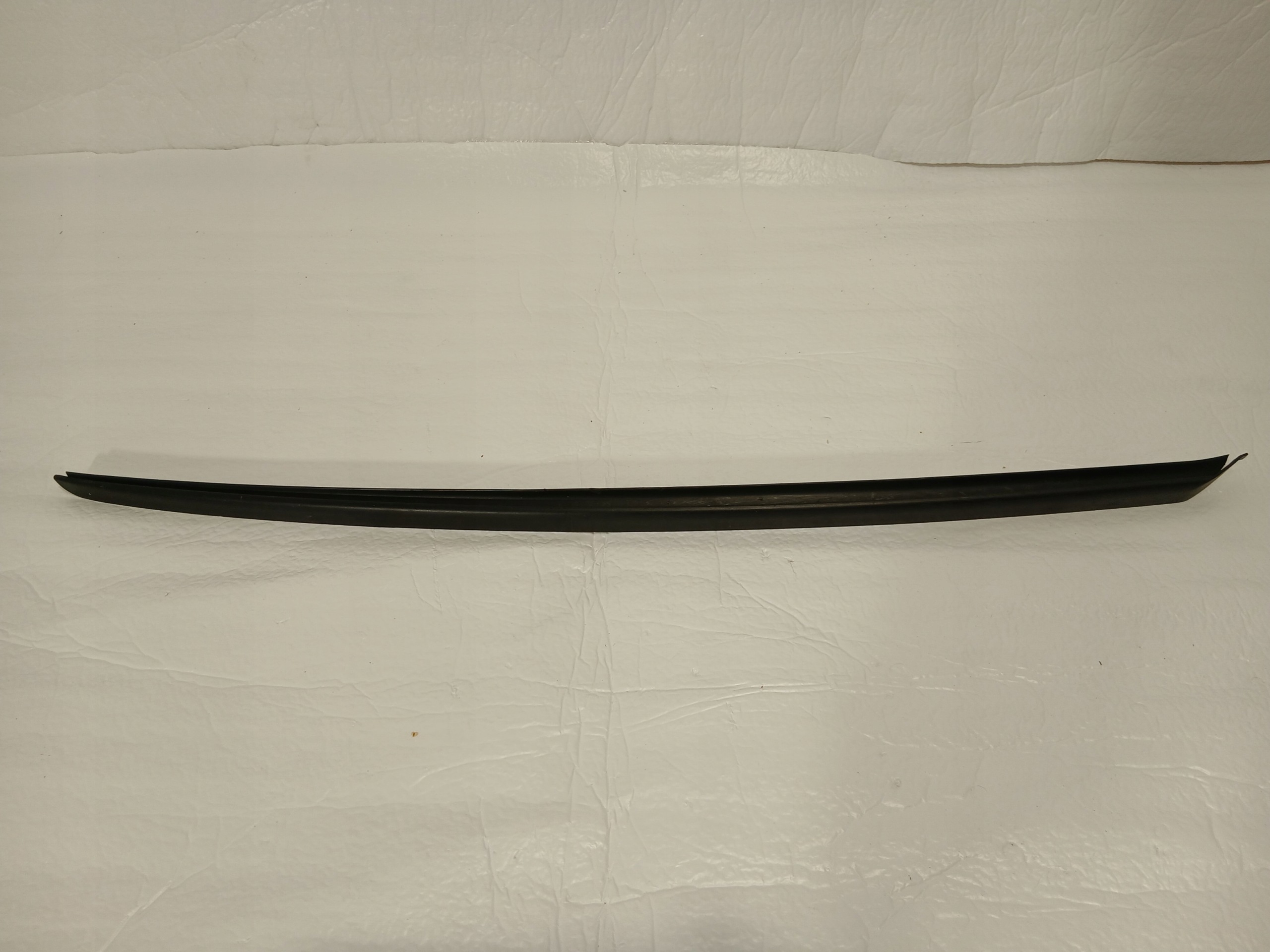 AUDI A4 B9 LIFT moulding windows CZOLOWEJ right 8W0854328C