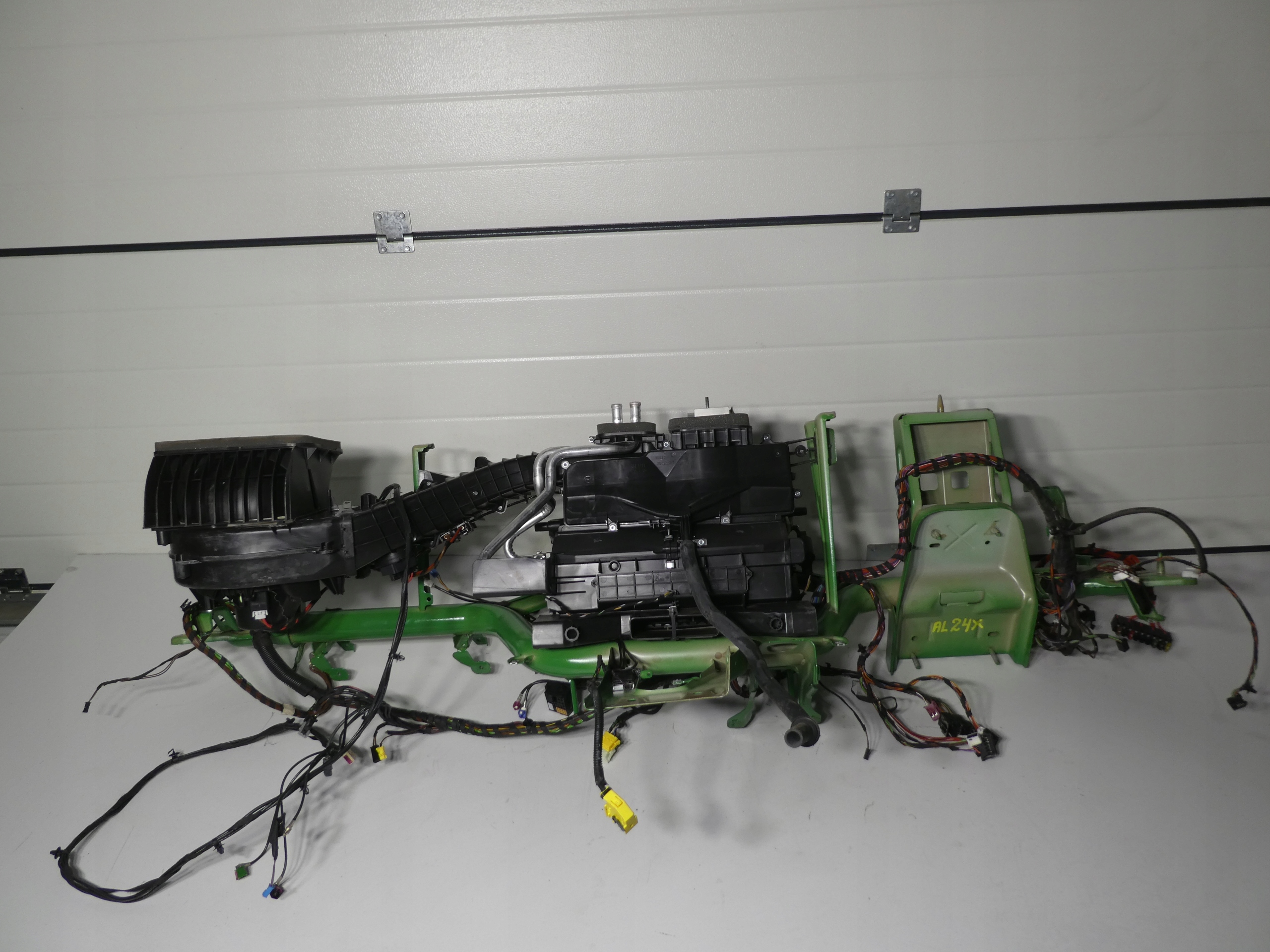 MERCEDES SPRINTER W906 heater + sider A9068301760
