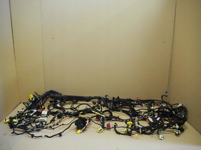 Установка моторного отсека салона 308 II T9