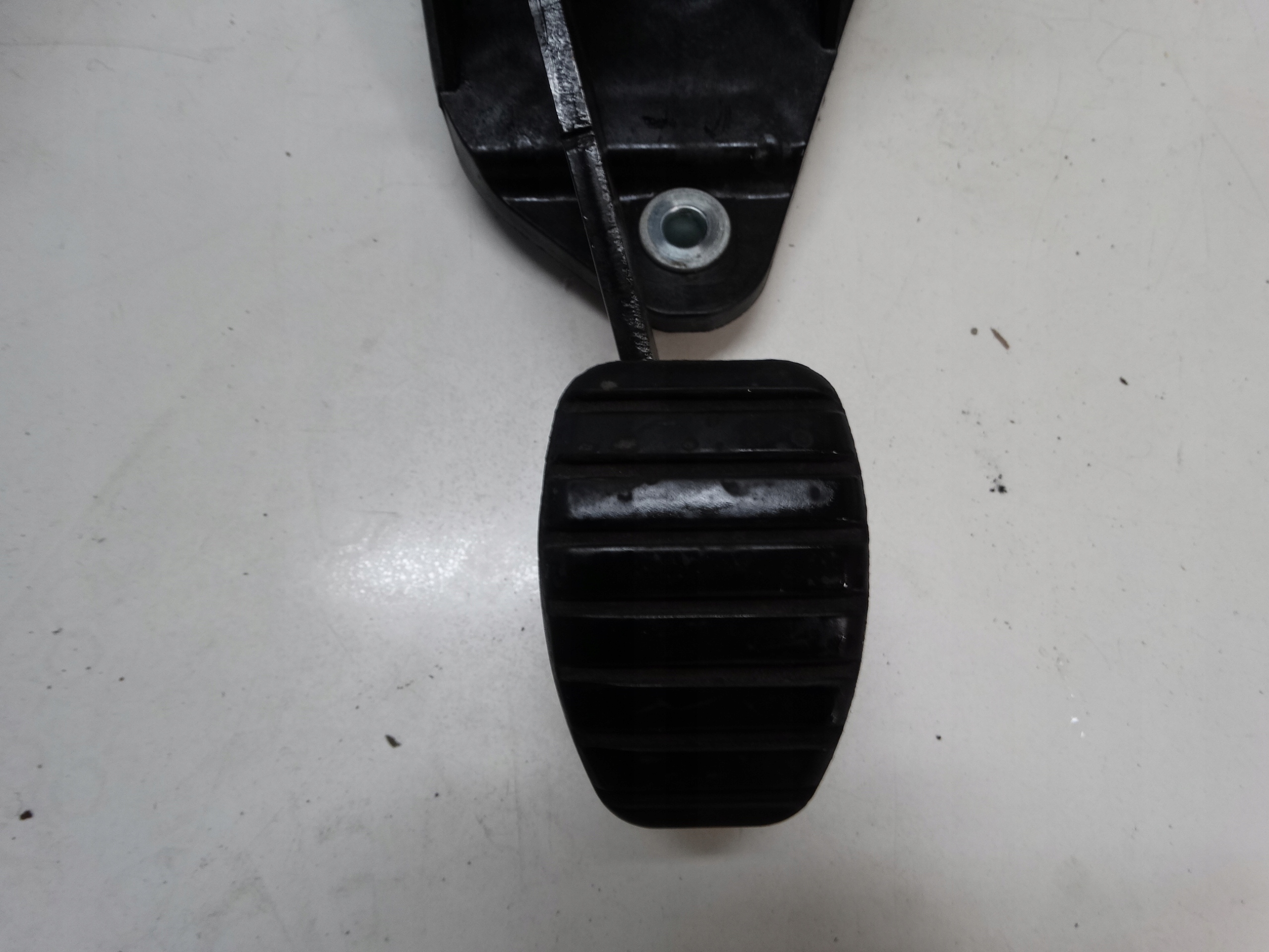 Kupplungspedal RENAULT LAGUNA III 465030297R