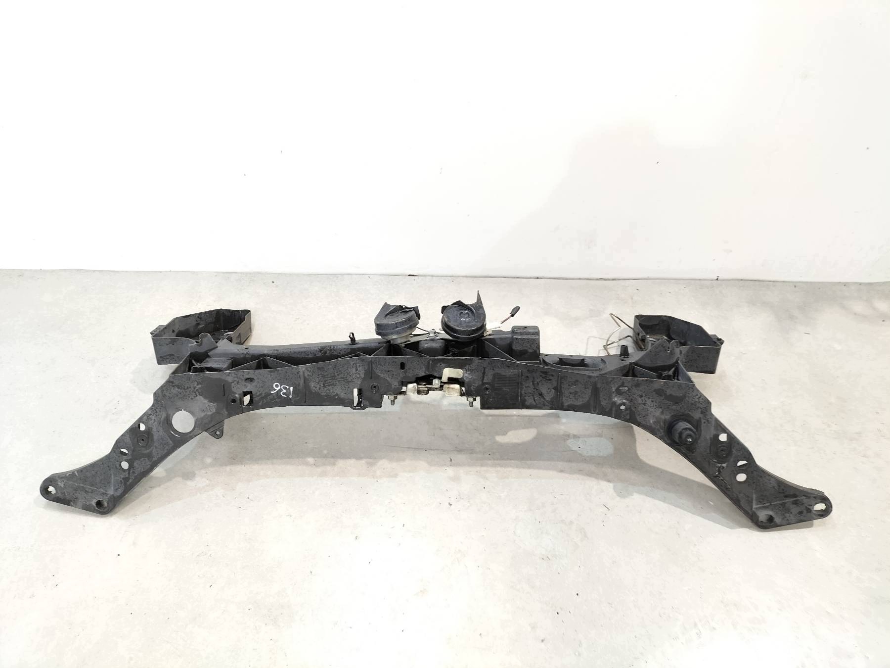 support panel for radiators Renault Megane and (1995-2002)