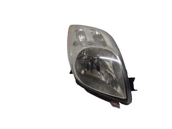 TOYOTA YARIS 2 II 05- LAMPA PRAWA PRZÓD 81110-0D120