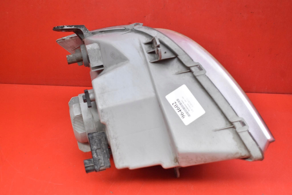 REFLEKTOR left light front EU 0301-001239 LDV MAXUS 05-09