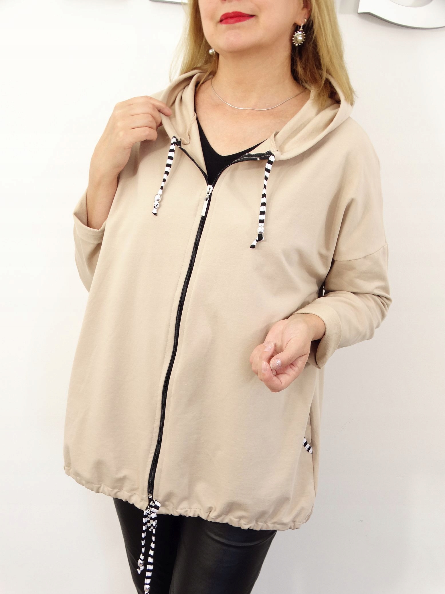 Bluza Damska Lekka Bawełniana Rozpinana z Kapturem Mika 5XL 50