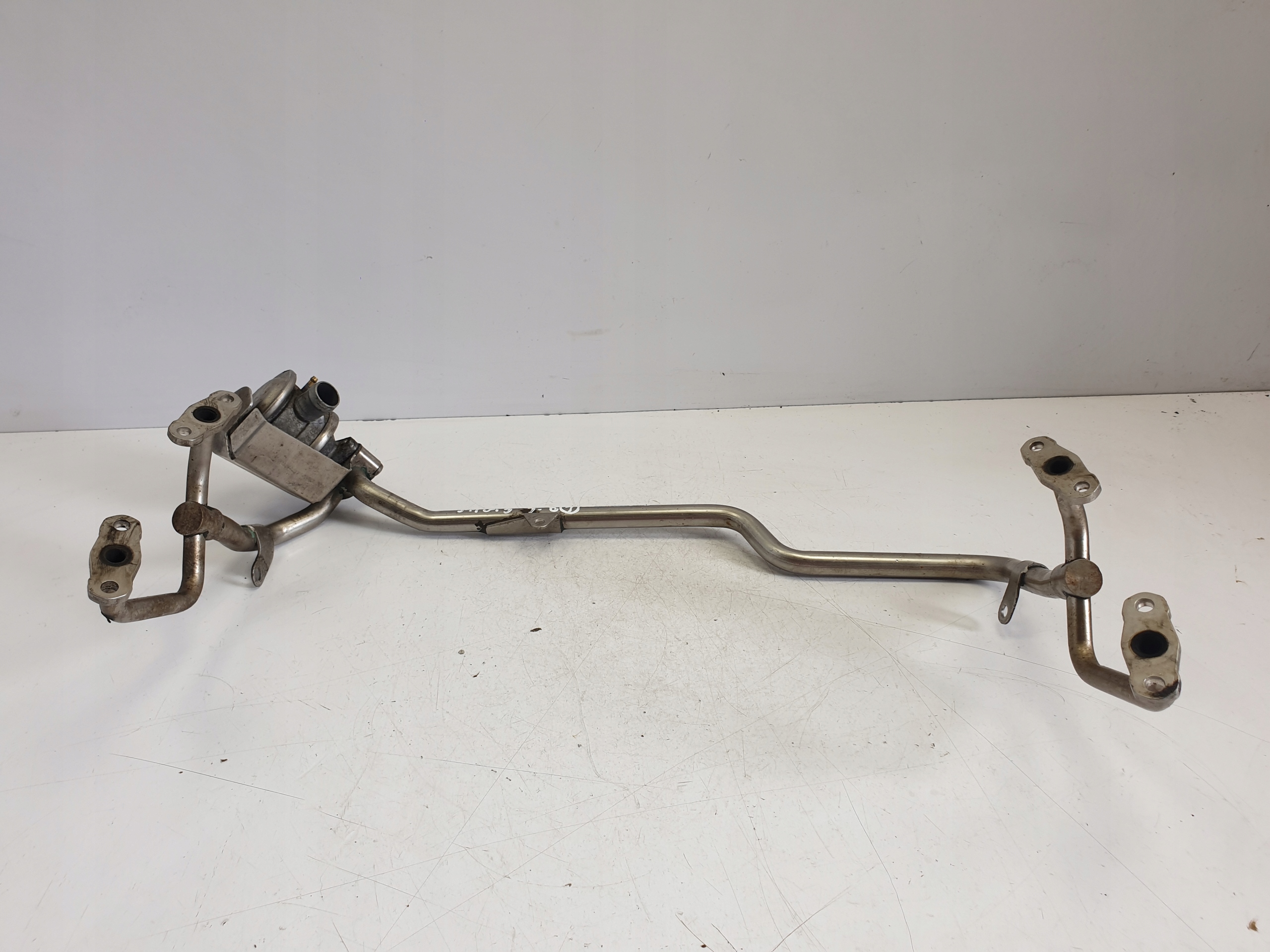 Porsche 911 GT3 3.8 клапан EGR дроти