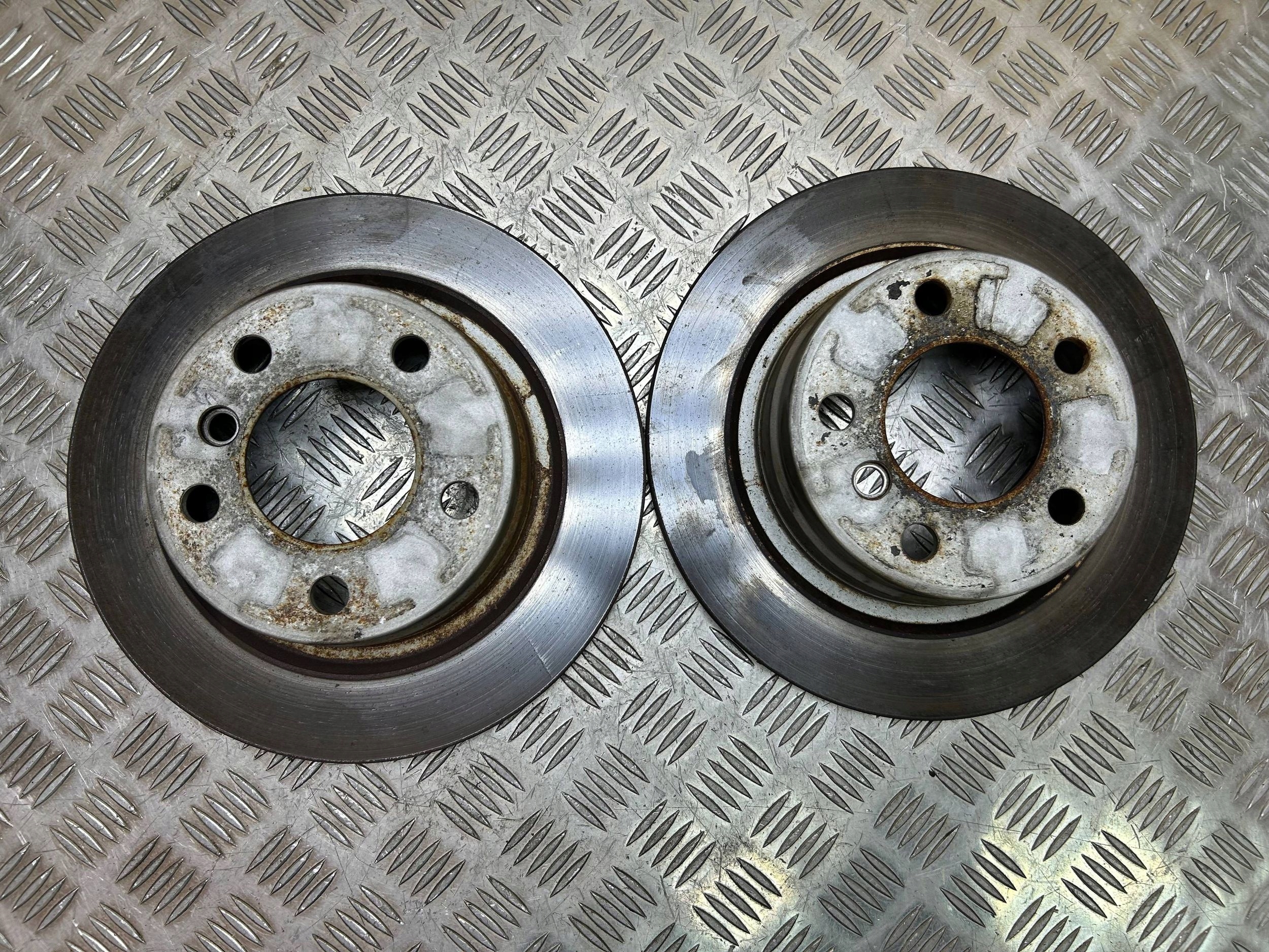 discs brake rear. BMW 1 F20 290 x 11 mm