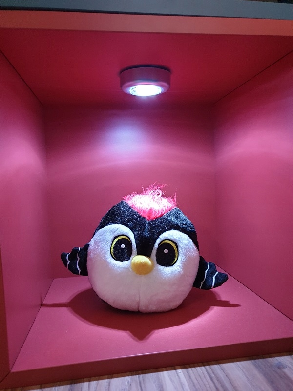 LAMPKA LED 3xAAA przyklejana DO REGAŁU Stan opakowania oryginalne