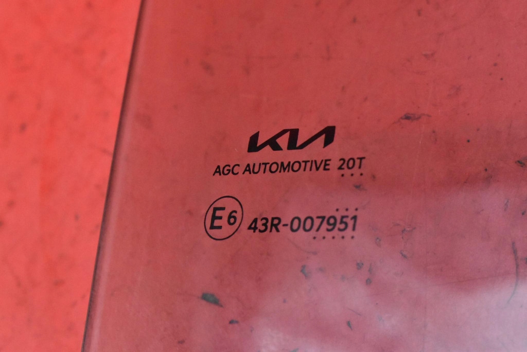 window side right rear part rear KIA SPORTAGE 5 V 21-25