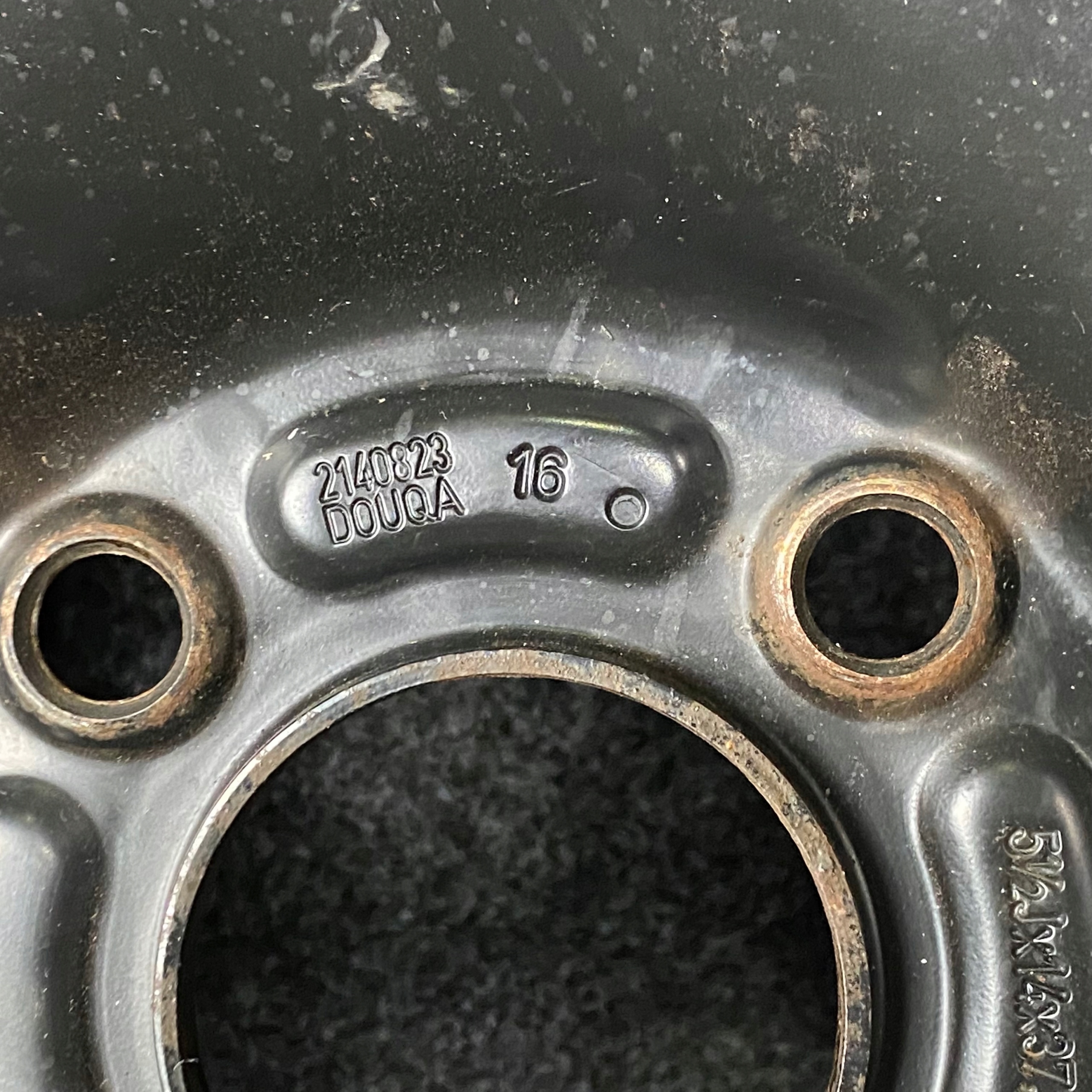 FORD FIESTA MK8 FELGI STALOWE 5.5/JX14X37.5 4X108 Szerokość felgi 5.5