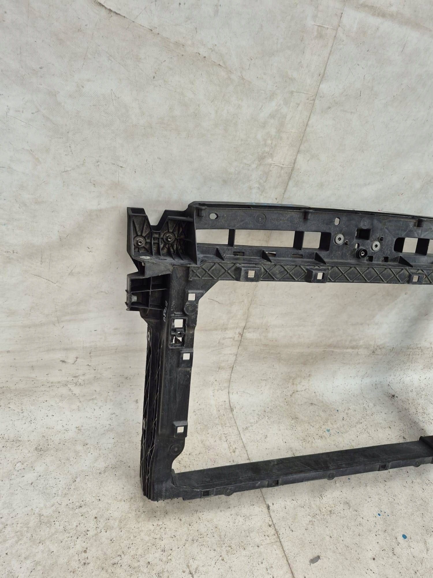 SKODA KODIAQ and 565 16- support panel for radiators pillar 565805588G