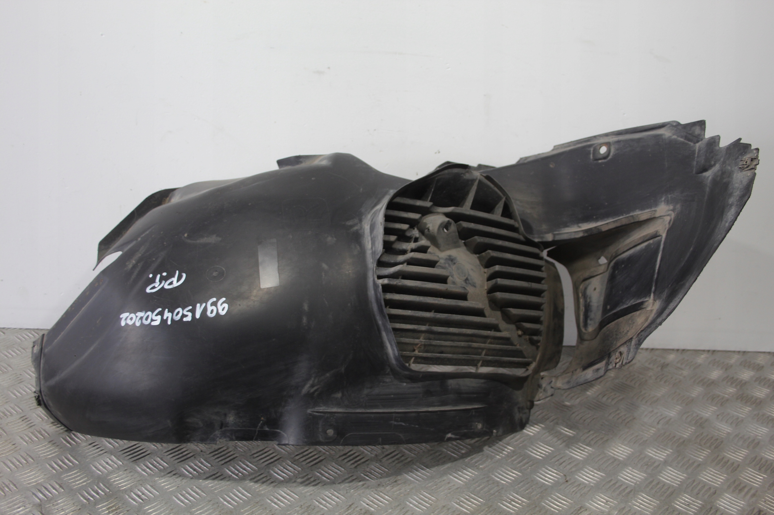 mudguard right front PORSCHE 911 VII 7 991 99150470202
