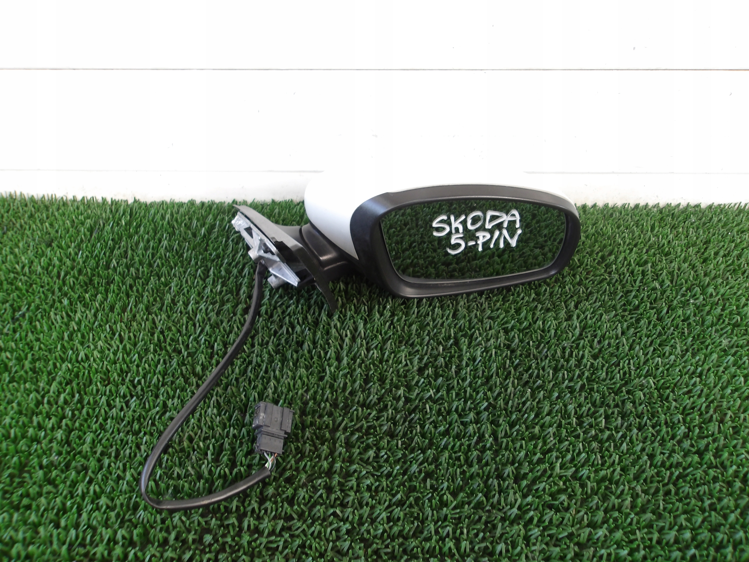 SKODA ROOMSTER 06-15 mirror right 5-PIN LF9E EU