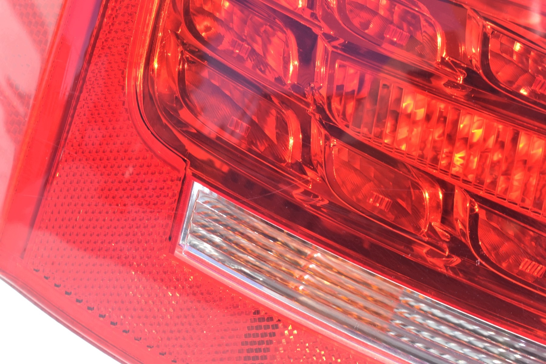 light left rear part AUDI A5 8T COUPE CABRIO 2007-2011R 8T0945095D EU