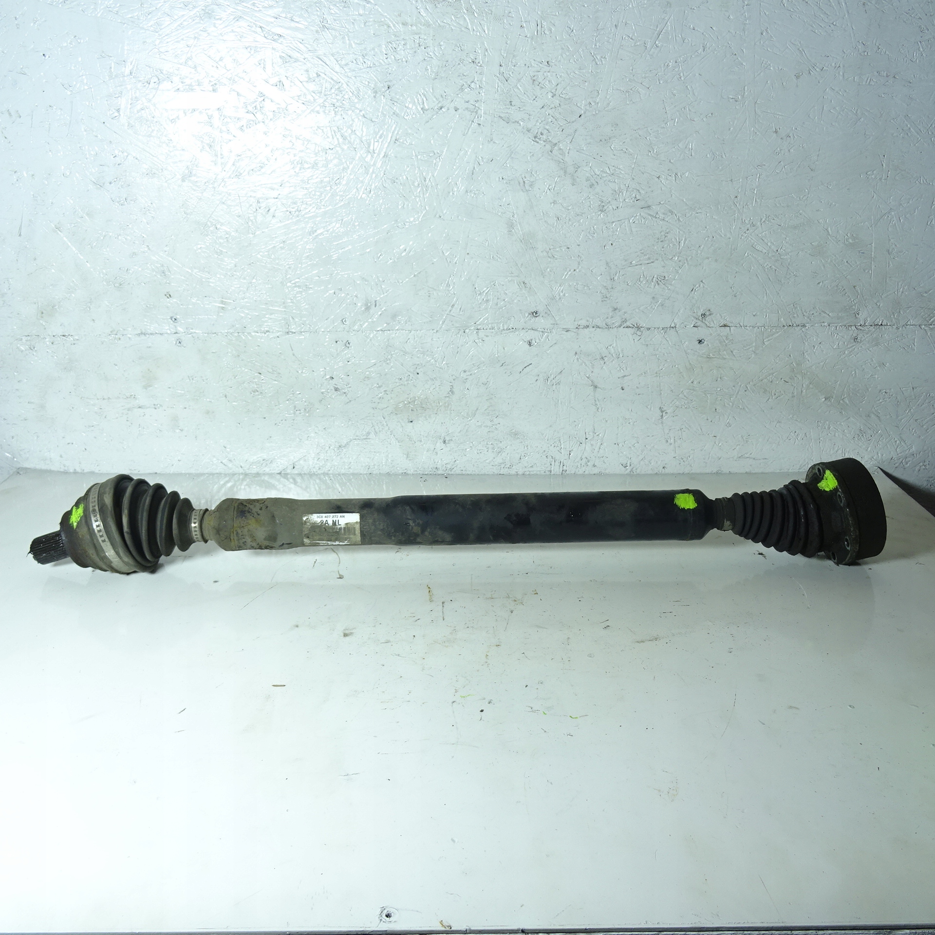 VW PASSAT B6 1.4TSI semi-axis right front 3C0407272AN