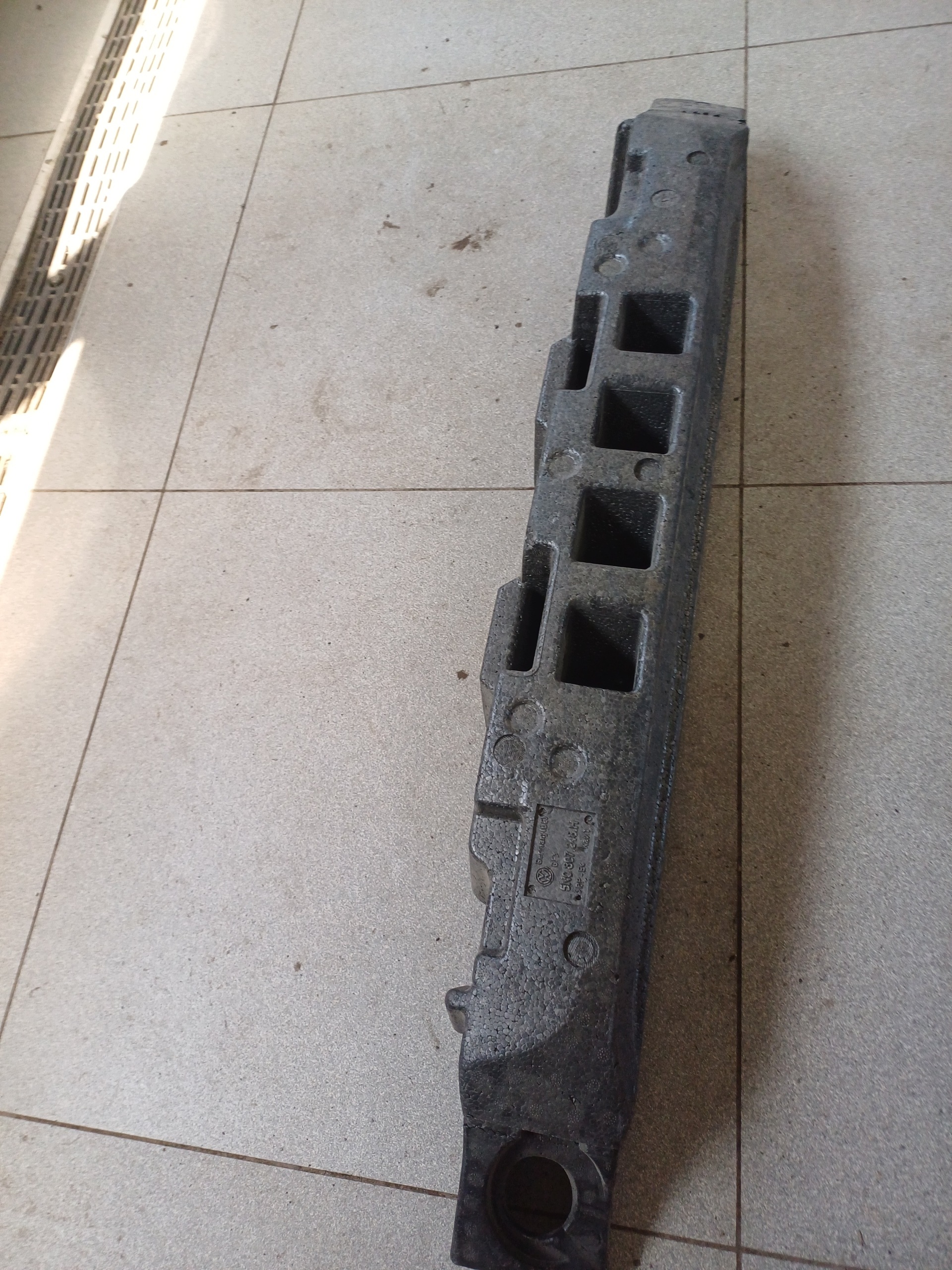 ABSORBER nárazníku předek VW TIGUAN 5N0807248M
