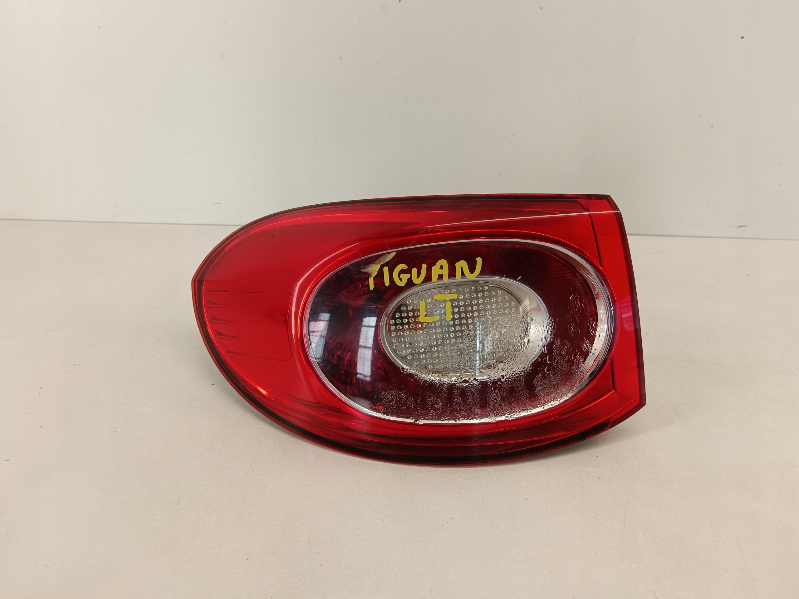 фонарь левый vw Tiguan I 07-13