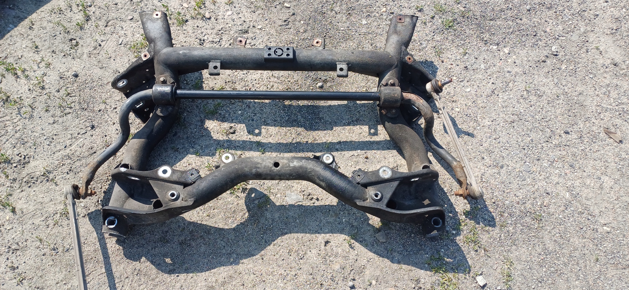 MERCEDES W204 axle beam subframe axle beam suspension beam front