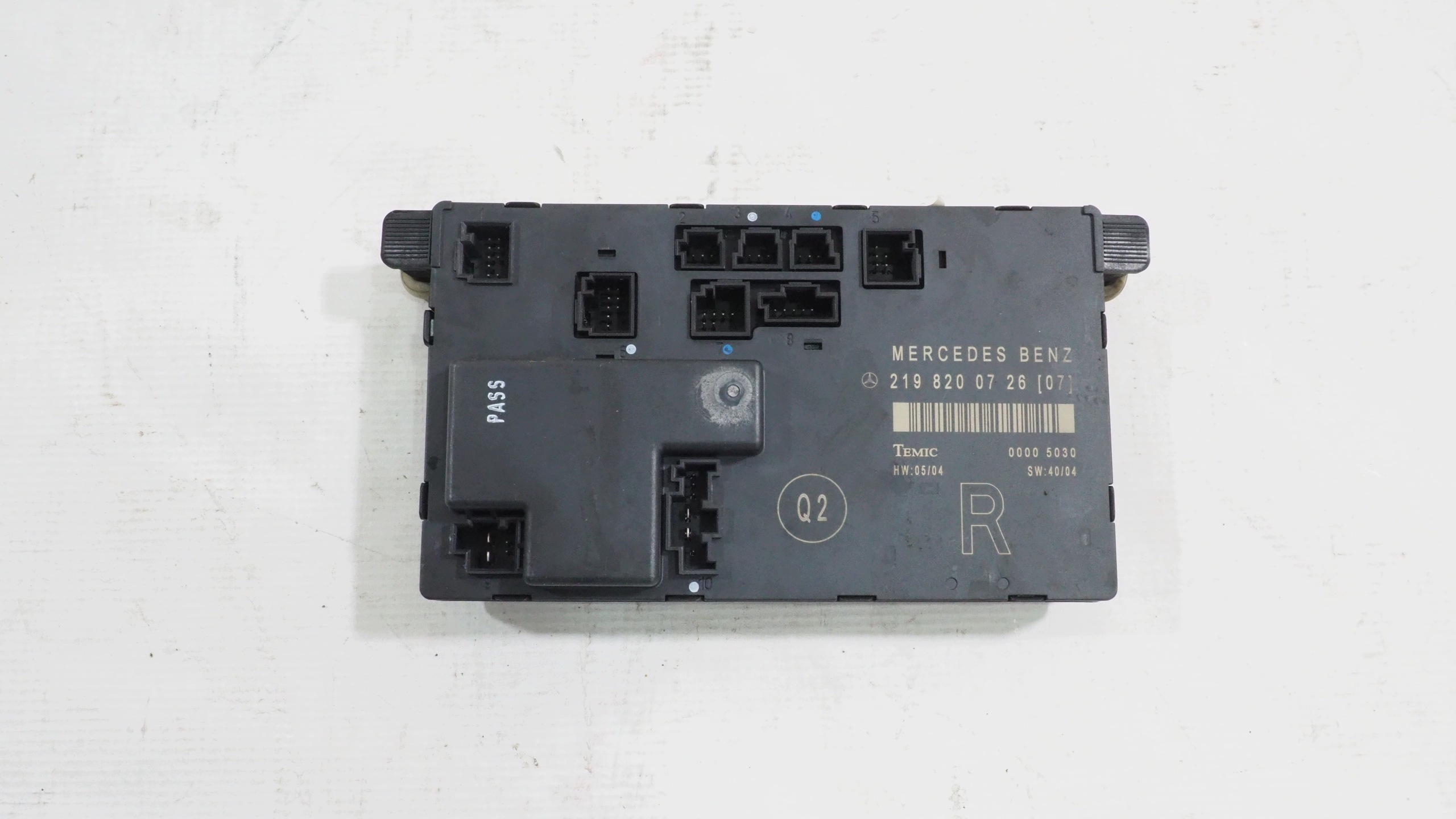 Mercedes CLS W219 module control unit door right front 2198200726