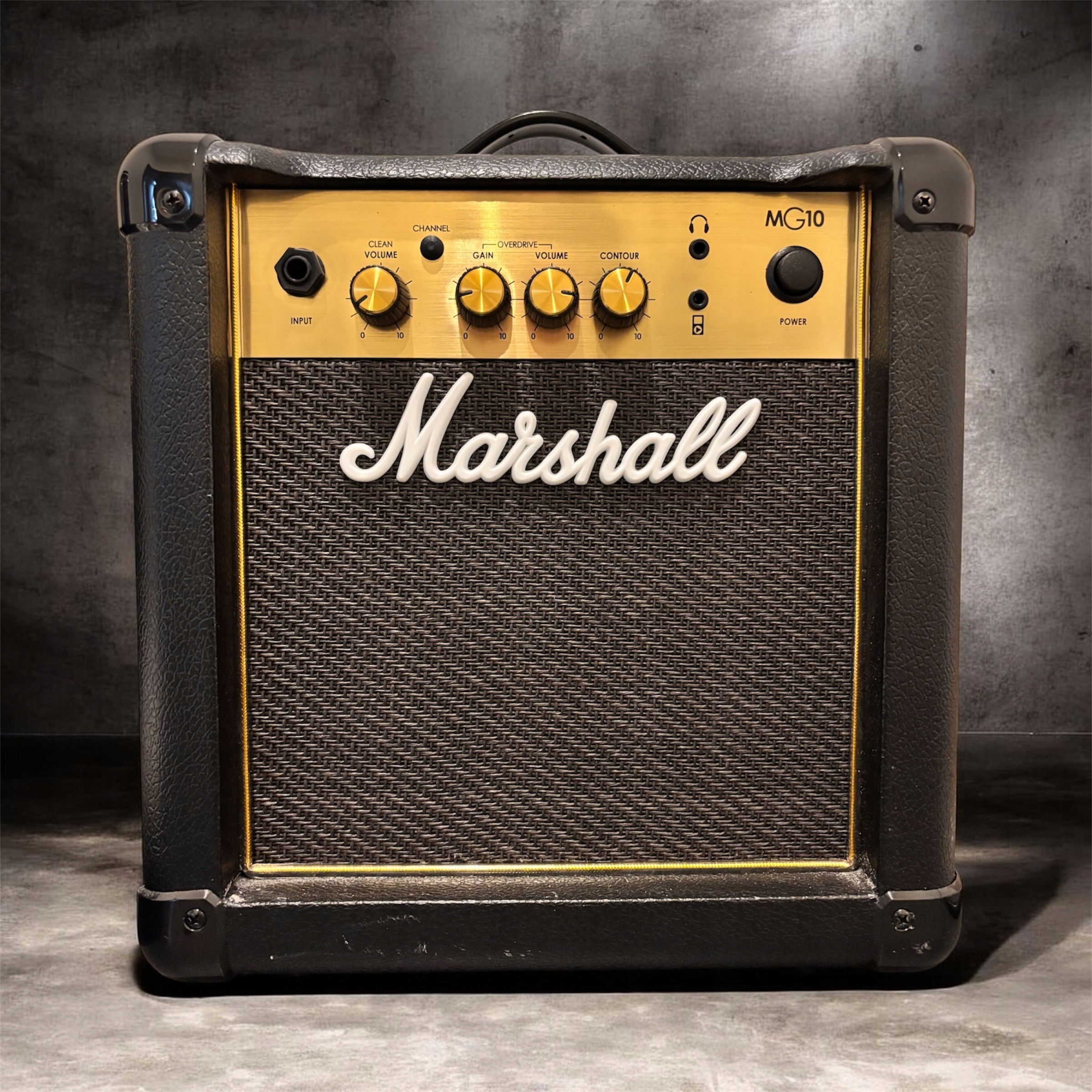 Přenosný/rádiový reproduktor Marshall Tufton 24 W černý