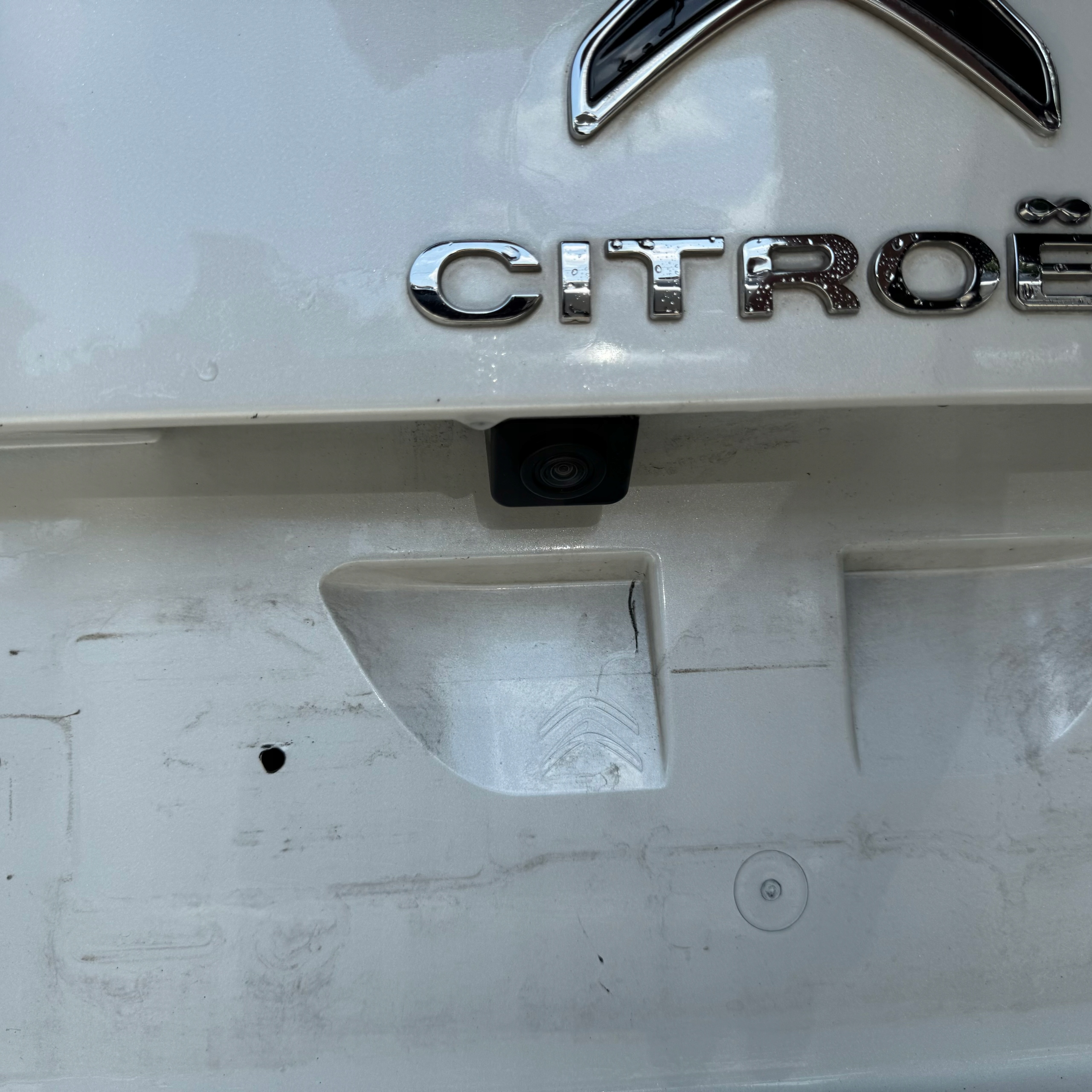 boot doors CITROEN C5 AIRCROSS 2019 ROK KAMERA