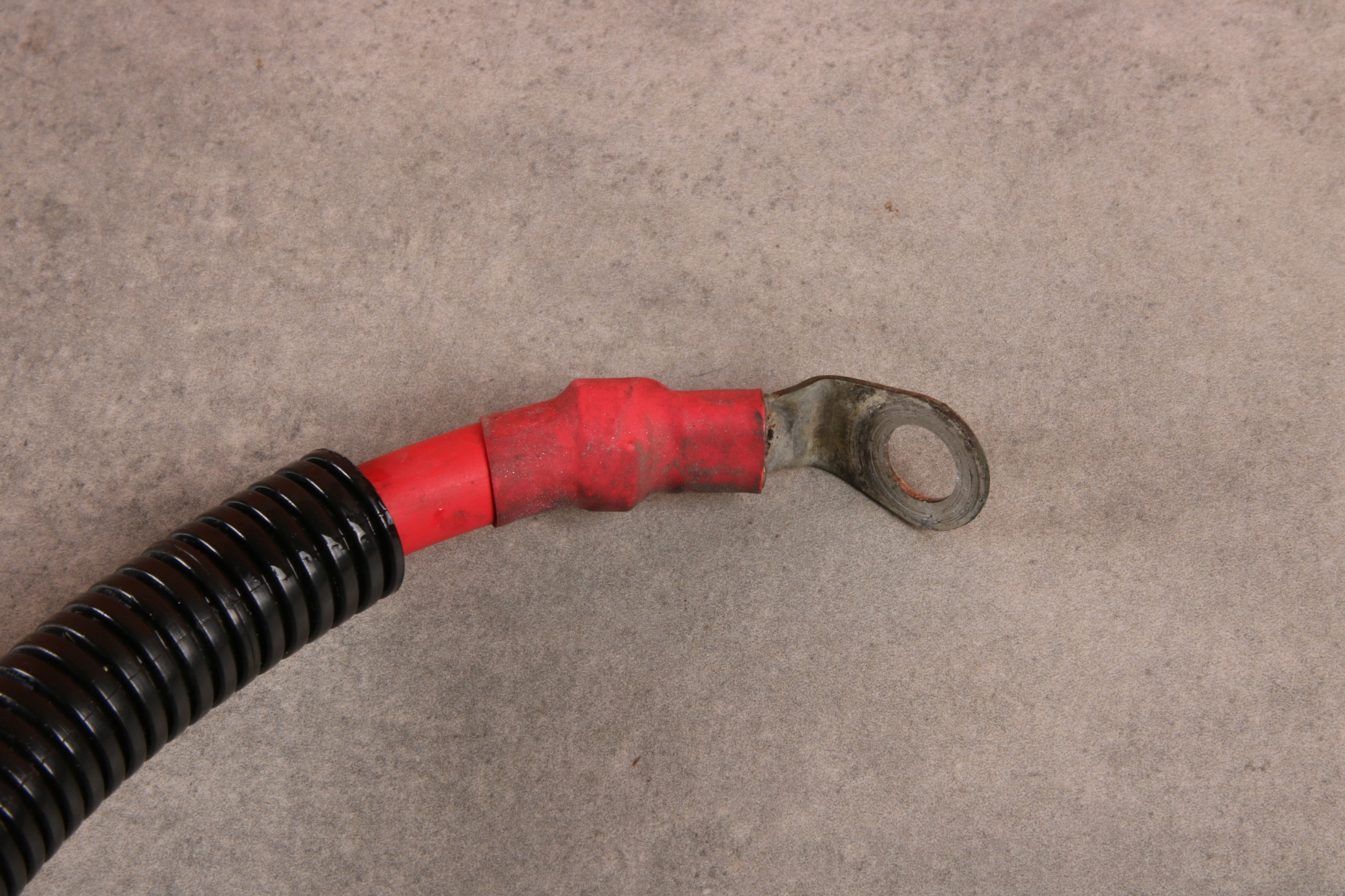 BMW E46 E60 E61 E65 X3 E83 KABEL prijenos alternatora ROZRUSZNIKA 1439743