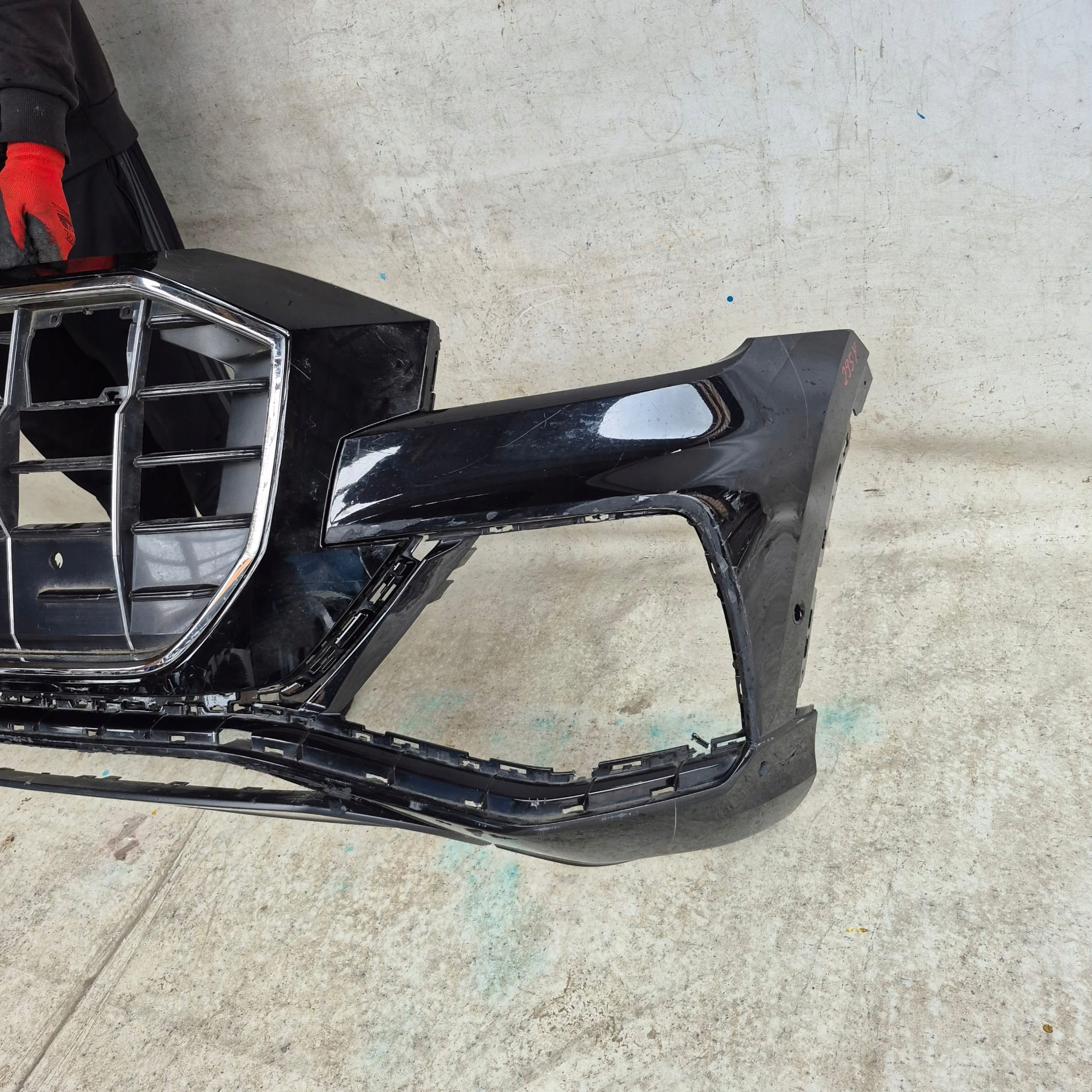 AUDI Q8 S-LINE 18-23 bumper front front PDC