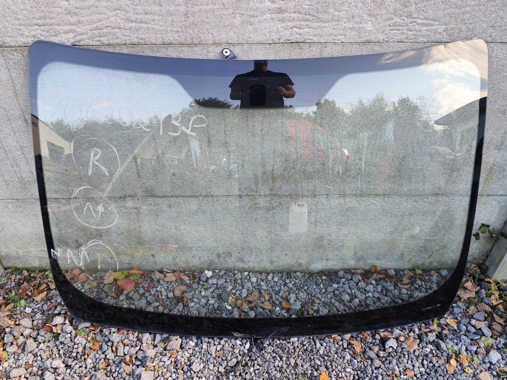 FORD KUGA Mk1 - СКЛО ВІТРОВЕ ПЕРЕДНЯ З ПІДІГРІВОМ