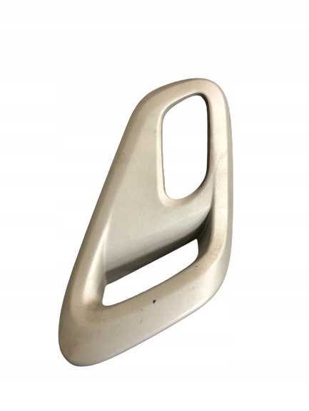 OSŁONA UCHWYTU DRZWI PRAWA BERLINGO 14- 9683306677