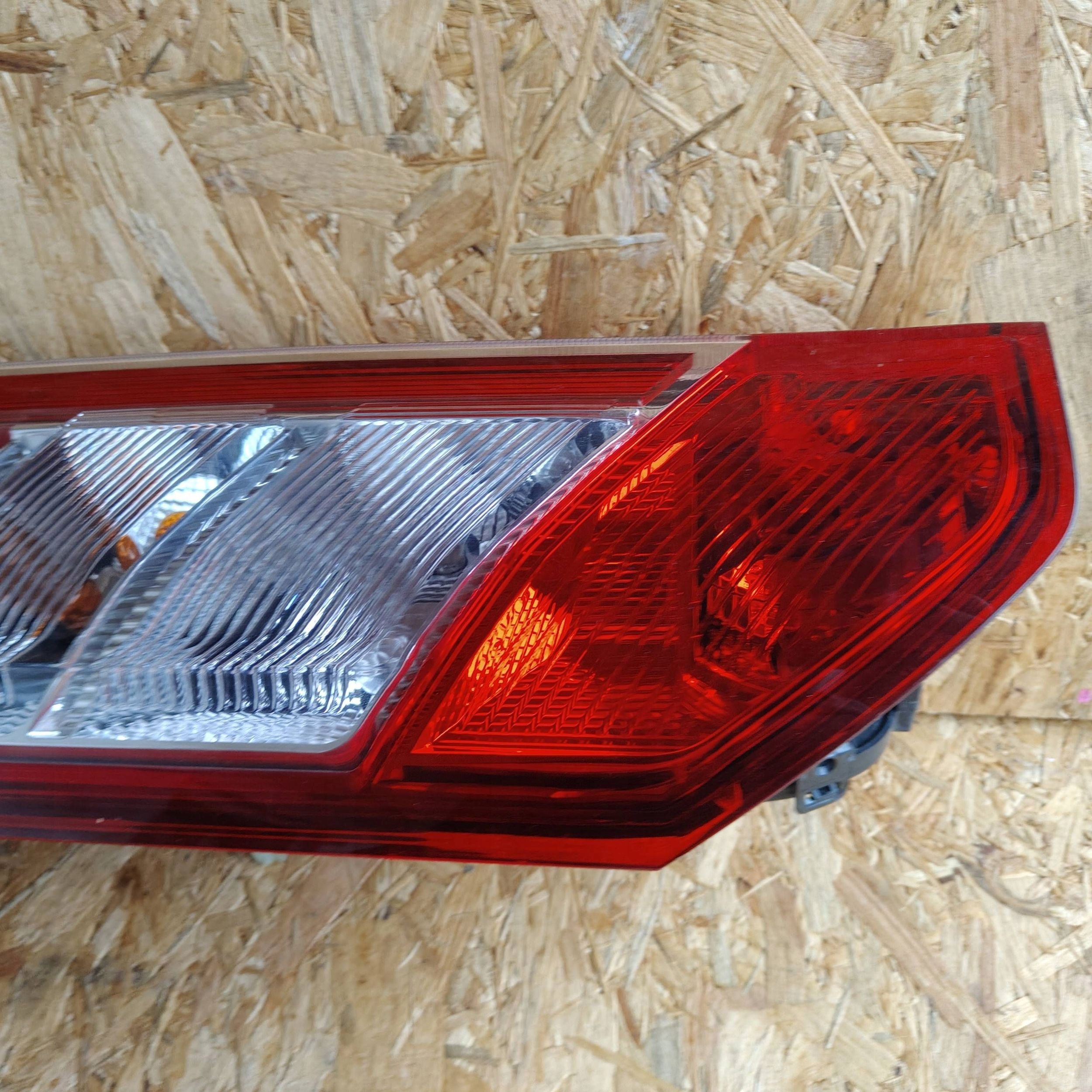 light rear rear part side left Ford Transit Custom BK2113405AJ
